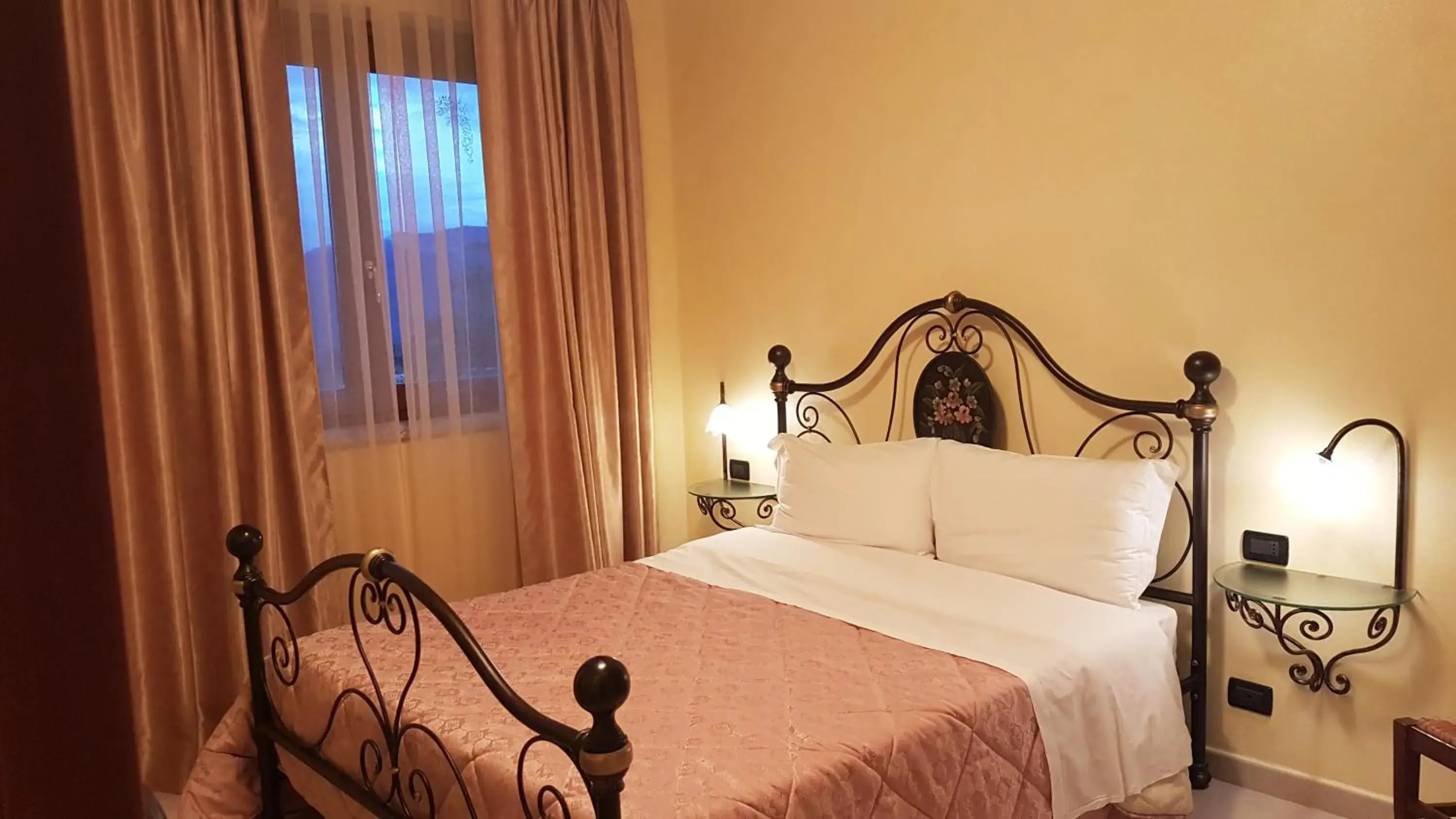 Double Room in Le Tre Rose Double Room in Le Tre Rose