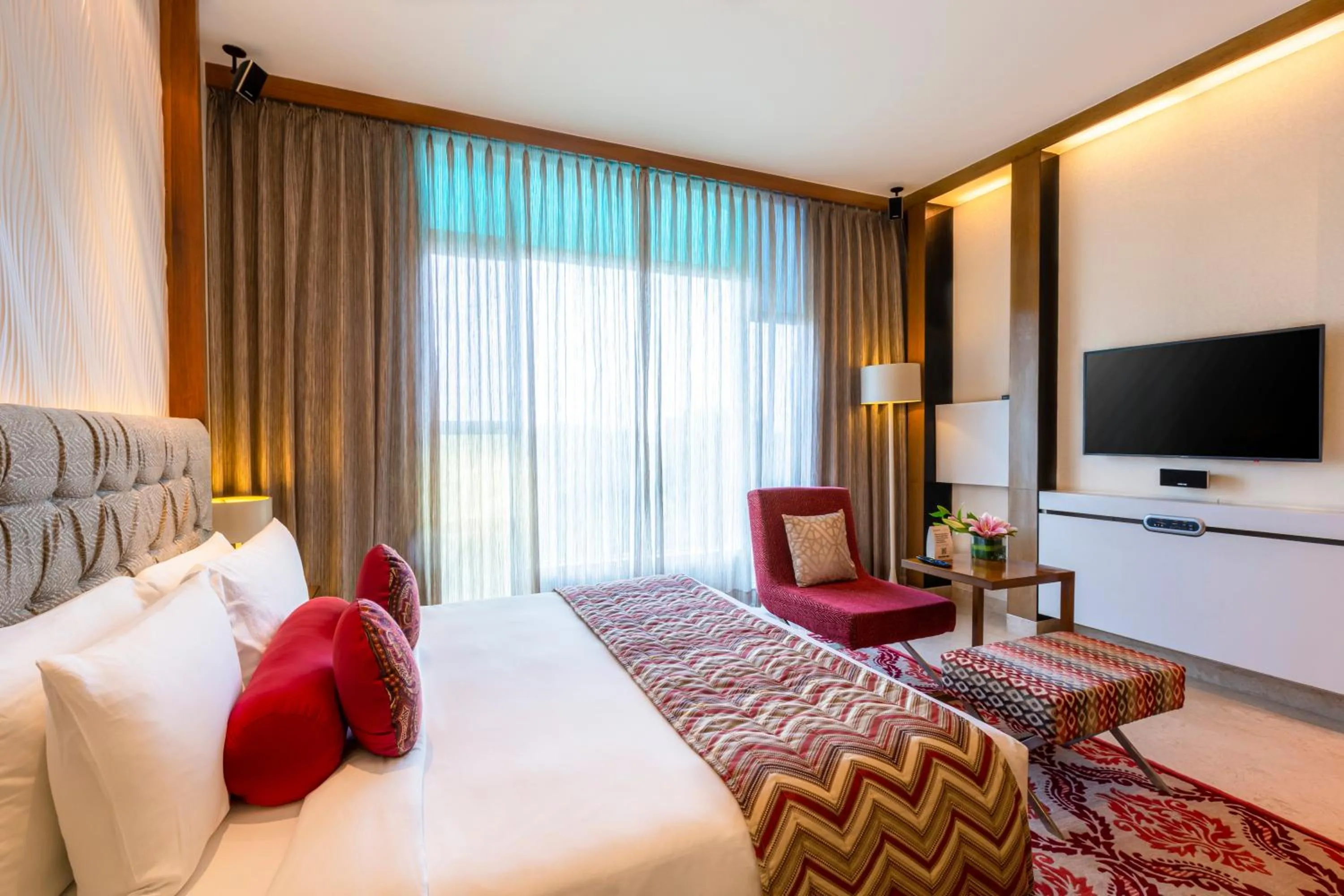 Bed in Vivanta Bengaluru, Whitefield