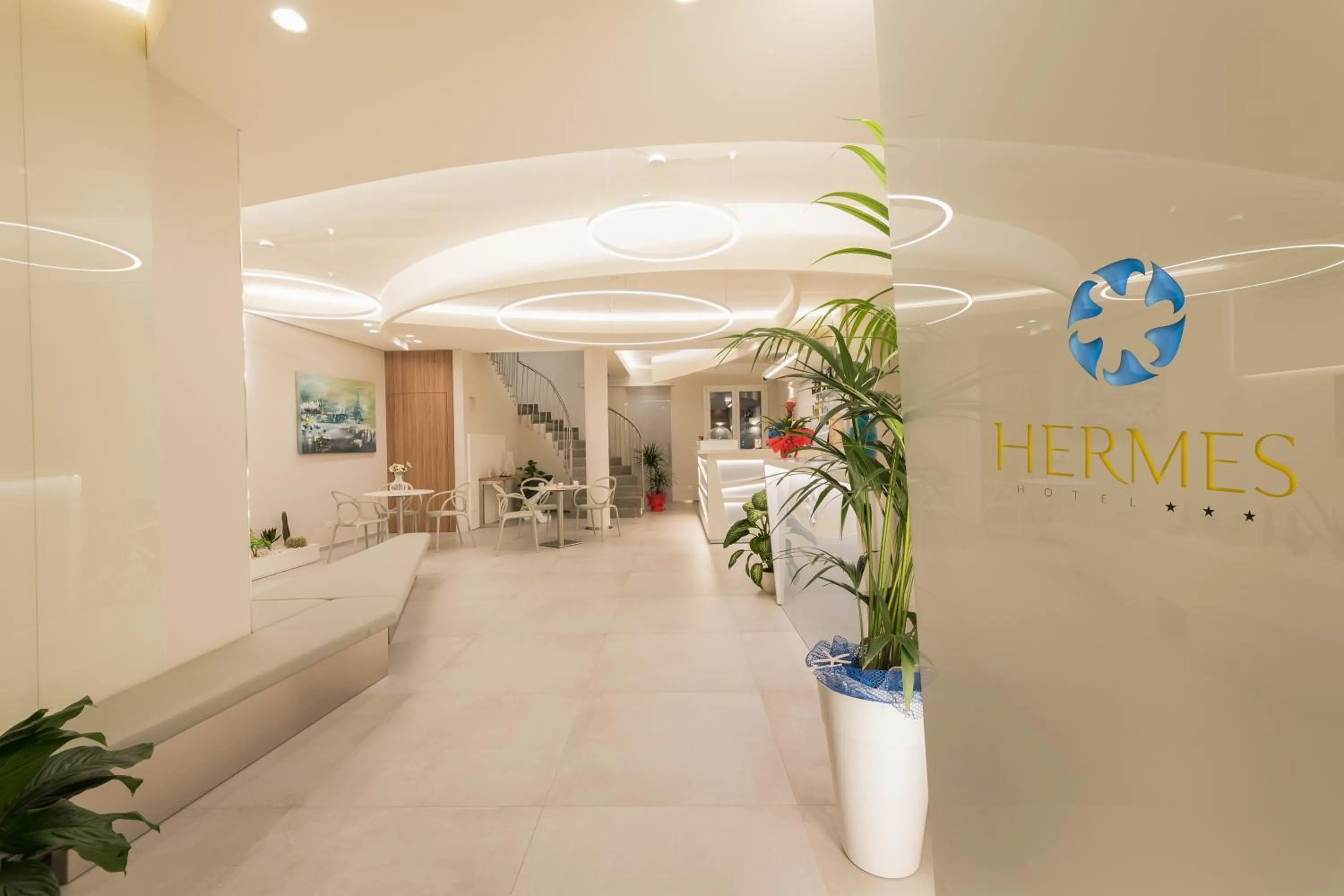 Hermes Hotel