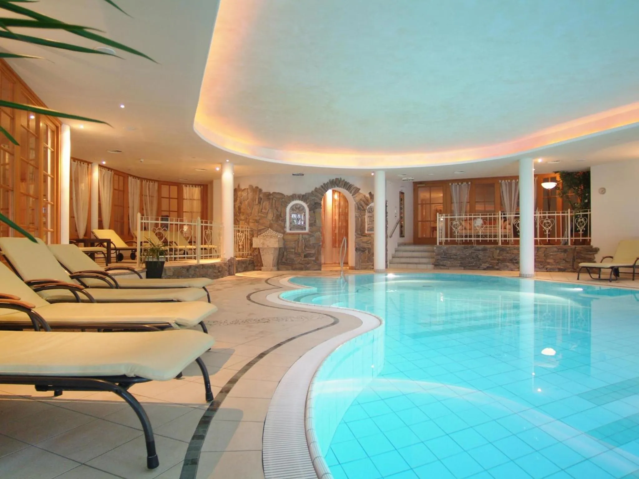 Swimming pool in Natur- und Aktivresort Reiterhof