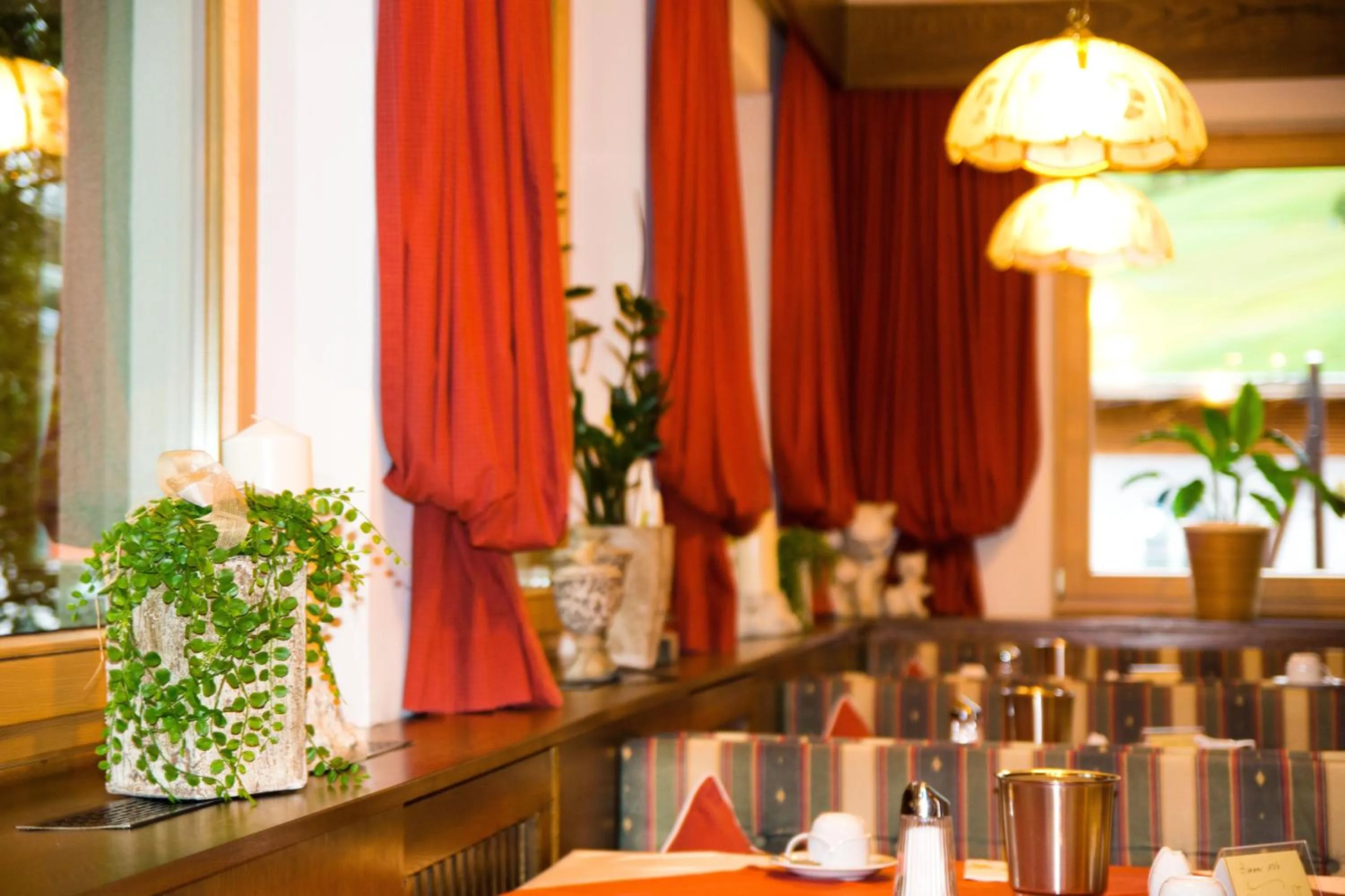 Restaurant/places to eat in Hotel Garni Hainbacherhof