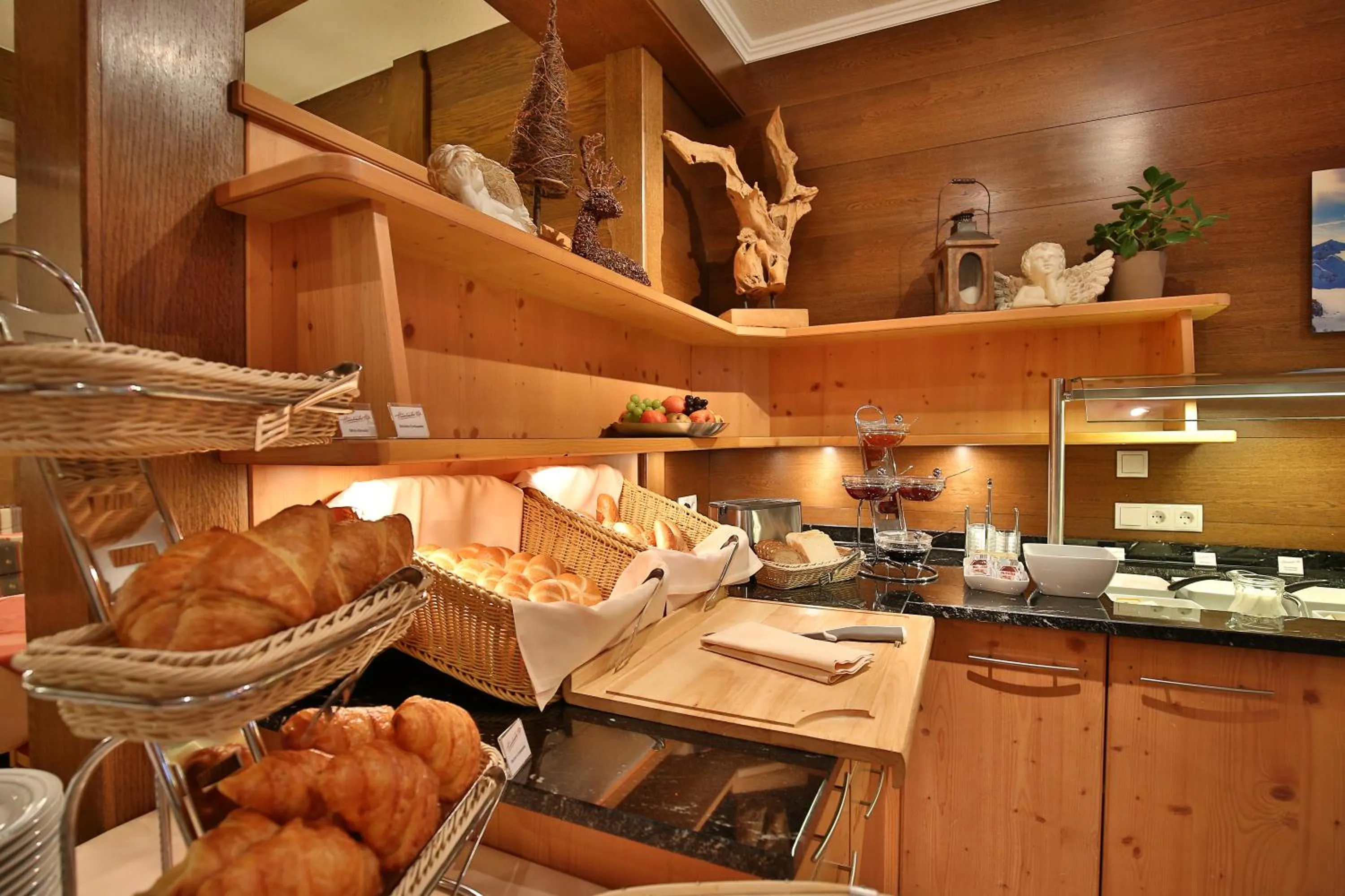 Breakfast in Hotel Garni Hainbacherhof