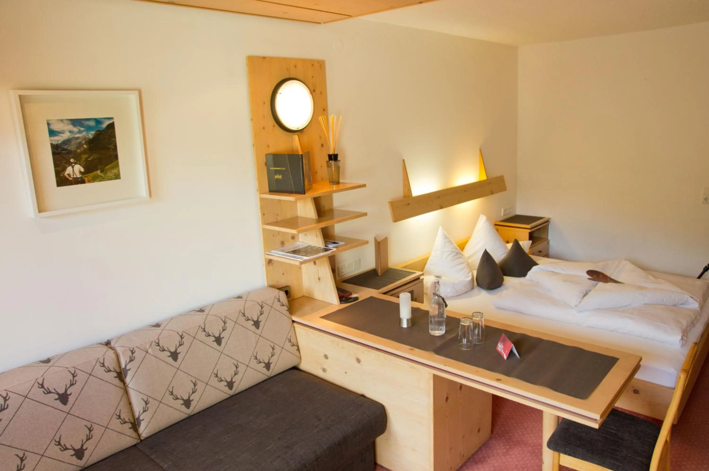 Photo of the whole room, Bed in Hotel Garni Hainbacherhof