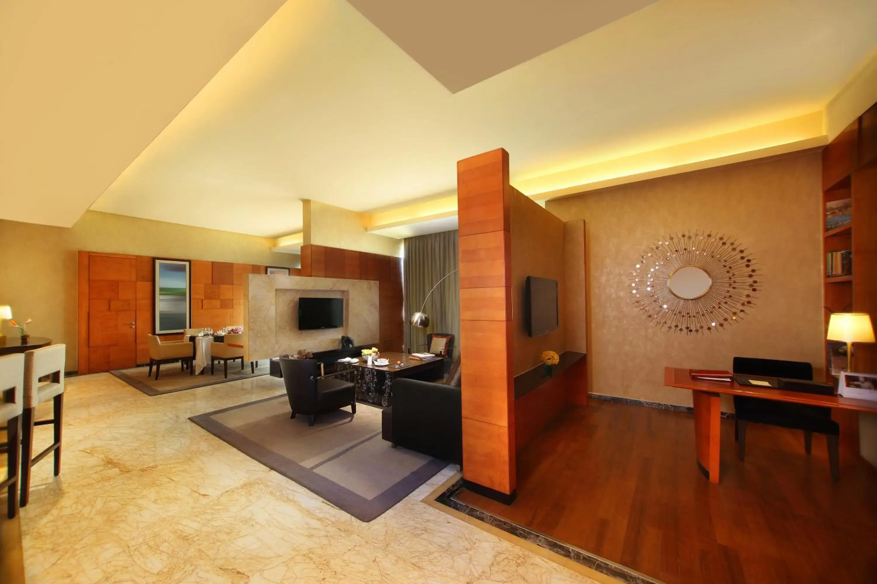 Living room in Gokulam Grand Hotel & Spa Bangalore Living room in Gokulam Grand Hotel & Spa Bangalore
