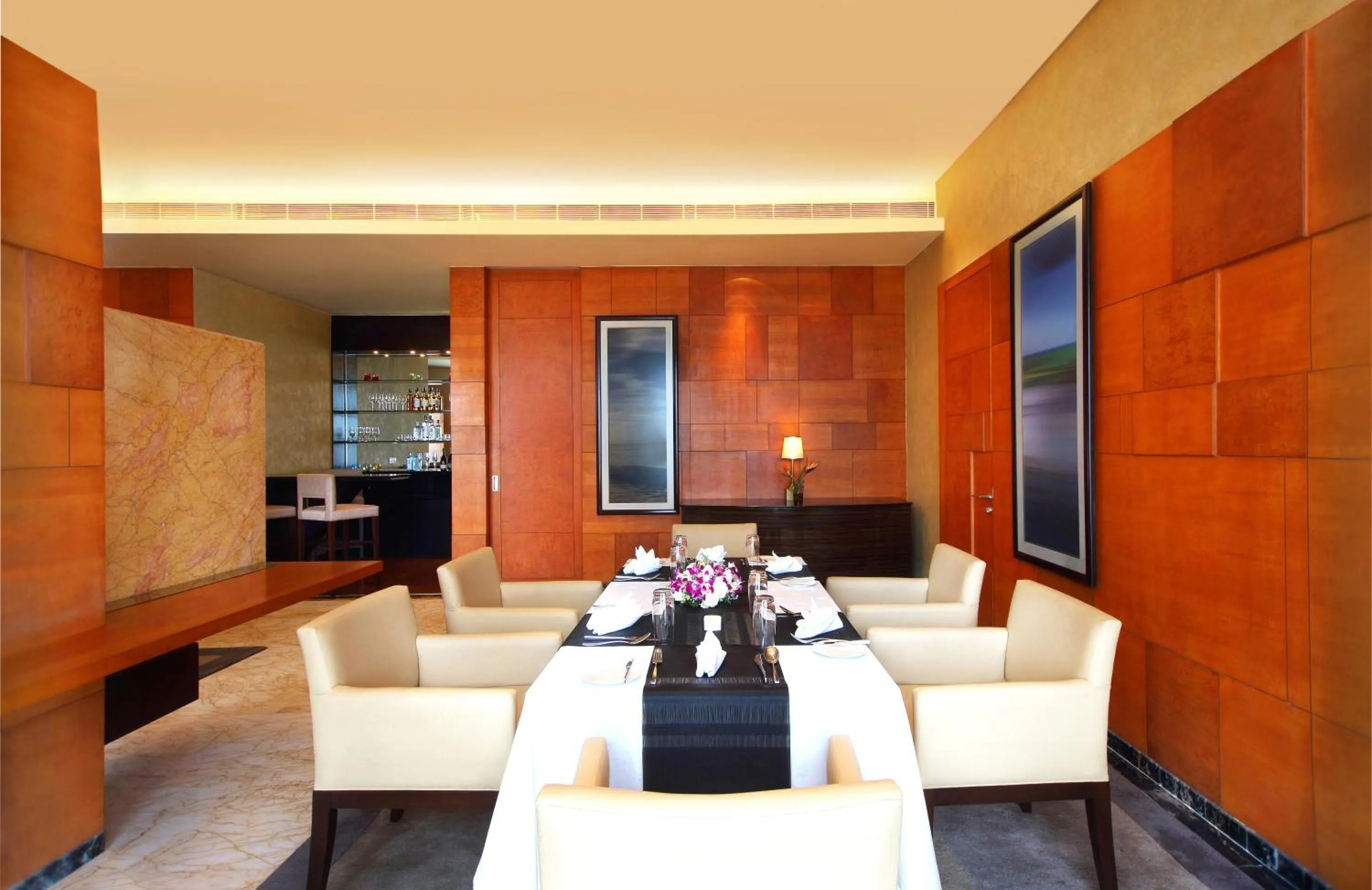 Living room in Gokulam Grand Hotel & Spa Bangalore