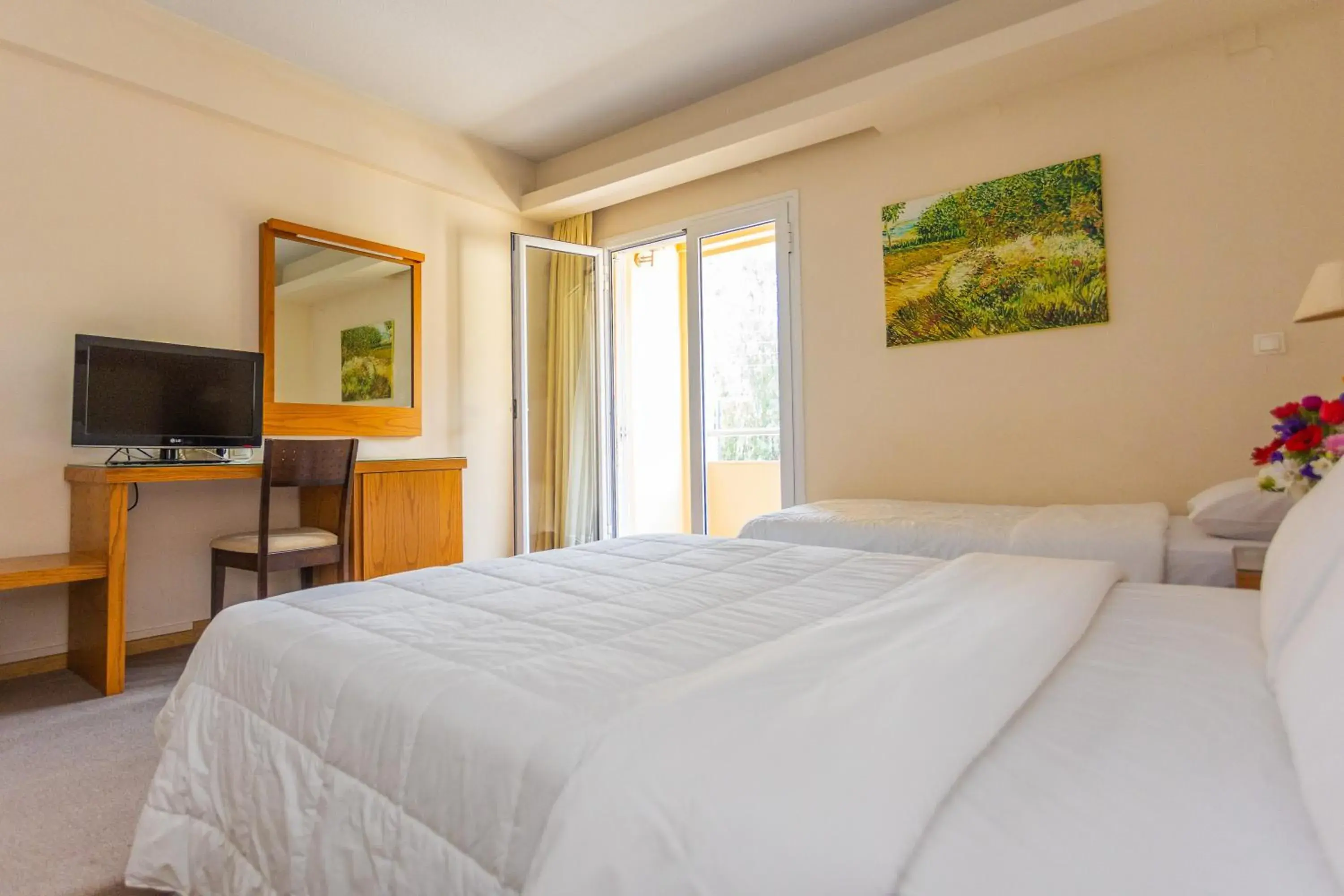Triple Room - single occupancy in Hotel Aspassia Triple Room - single occupancy in Hotel Aspassia