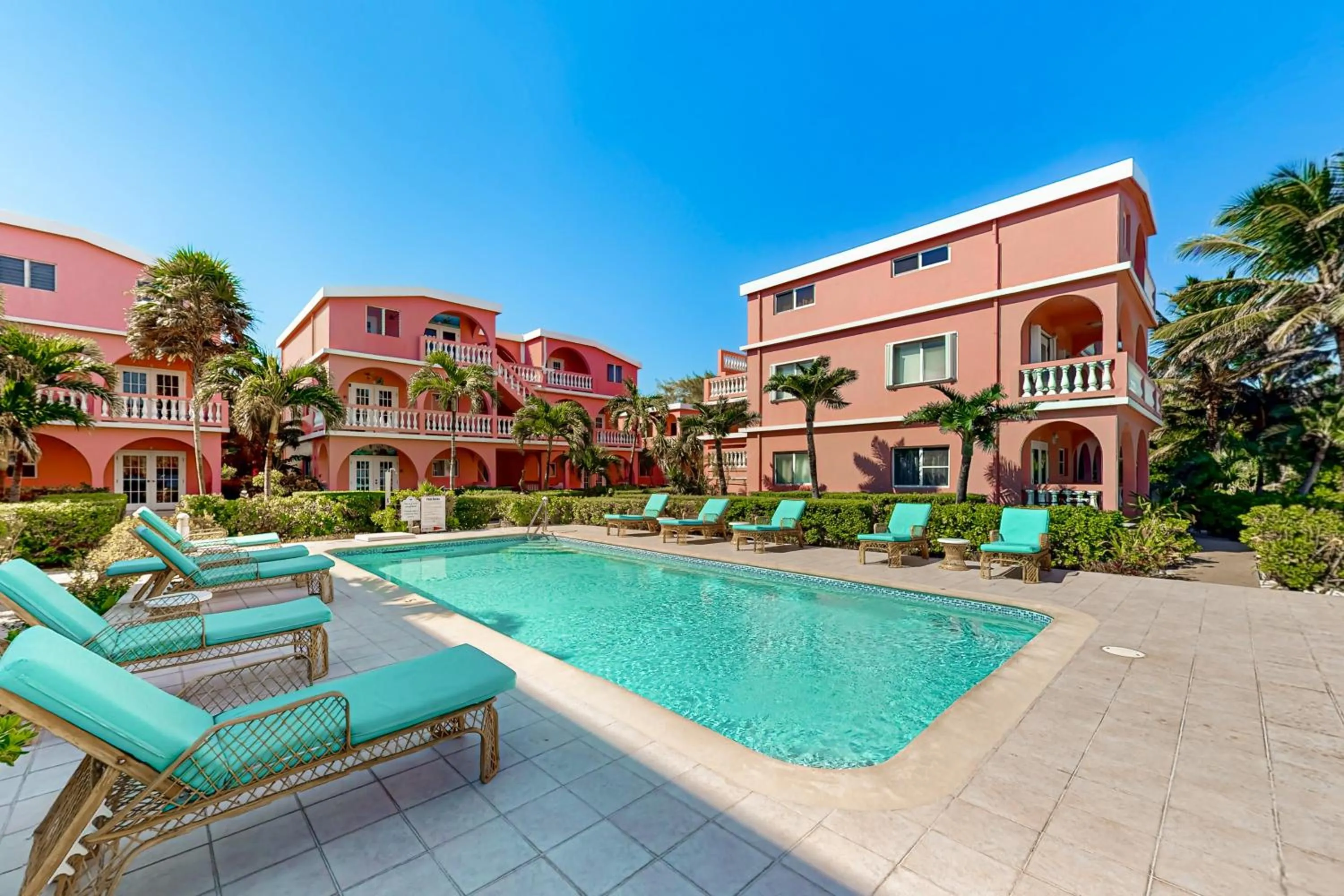 Zinnia @ Caribe Island