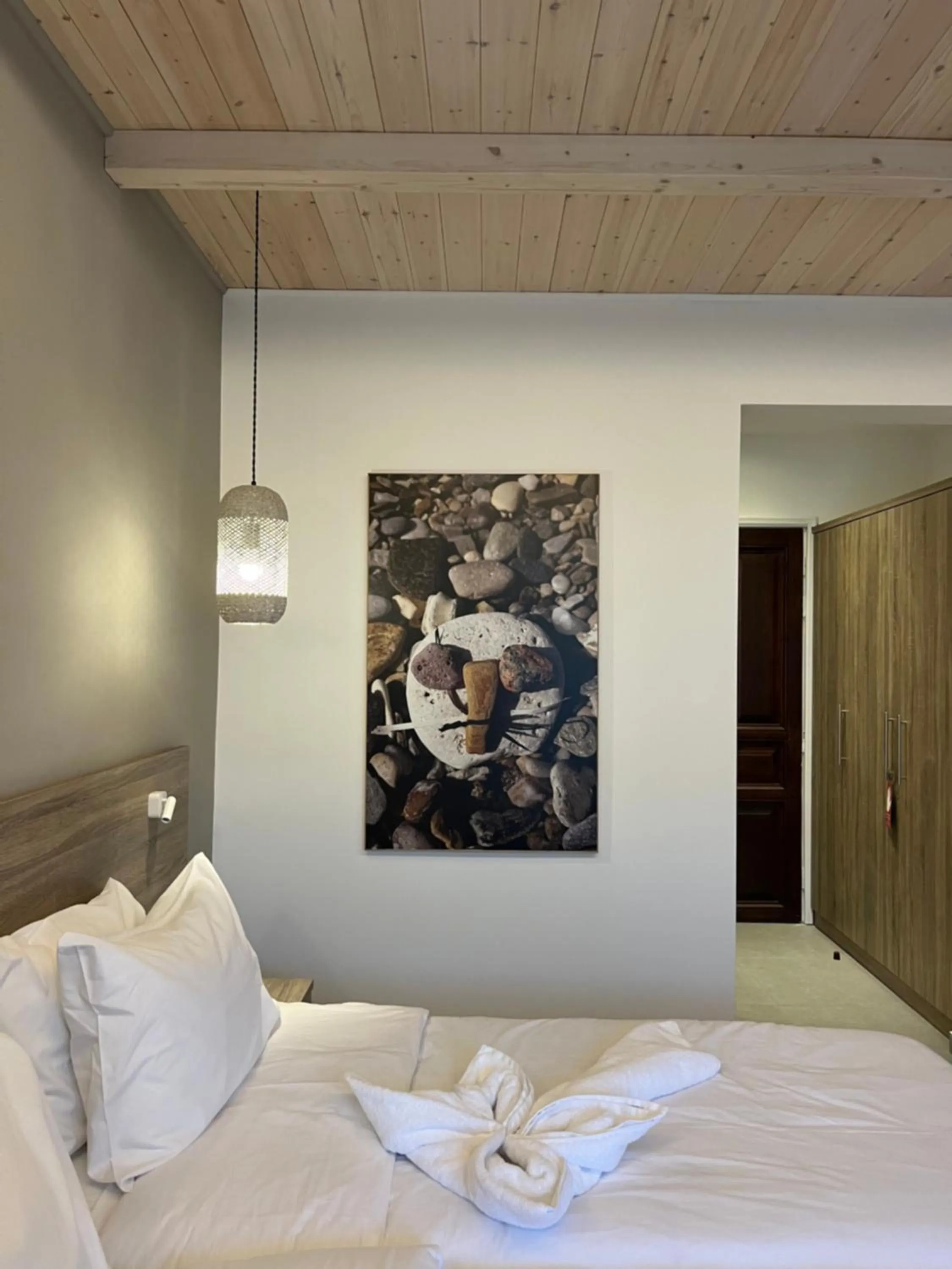 Bedroom, Bed in Paradise Hotel