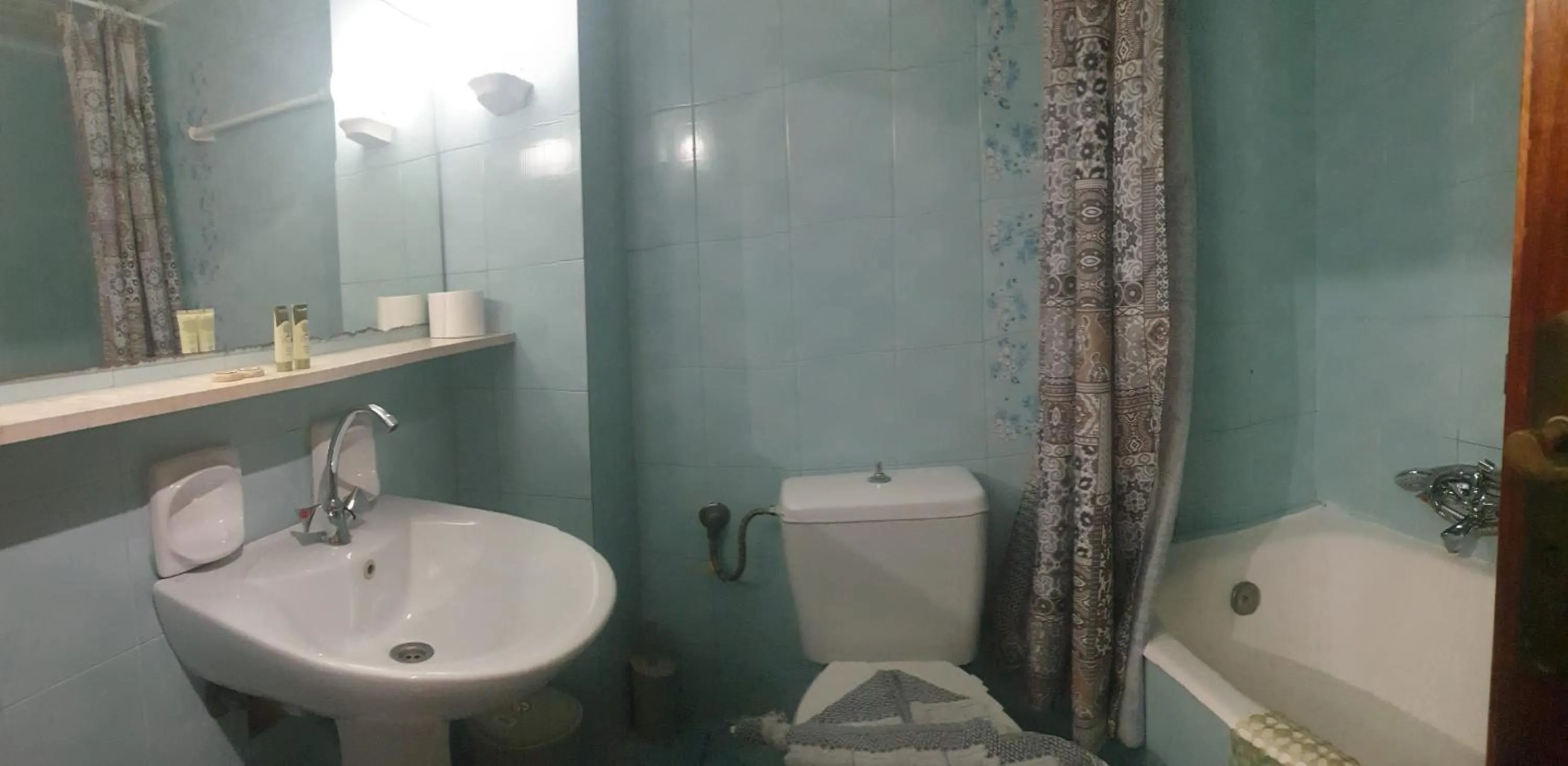 Bathroom in Paradise Hotel