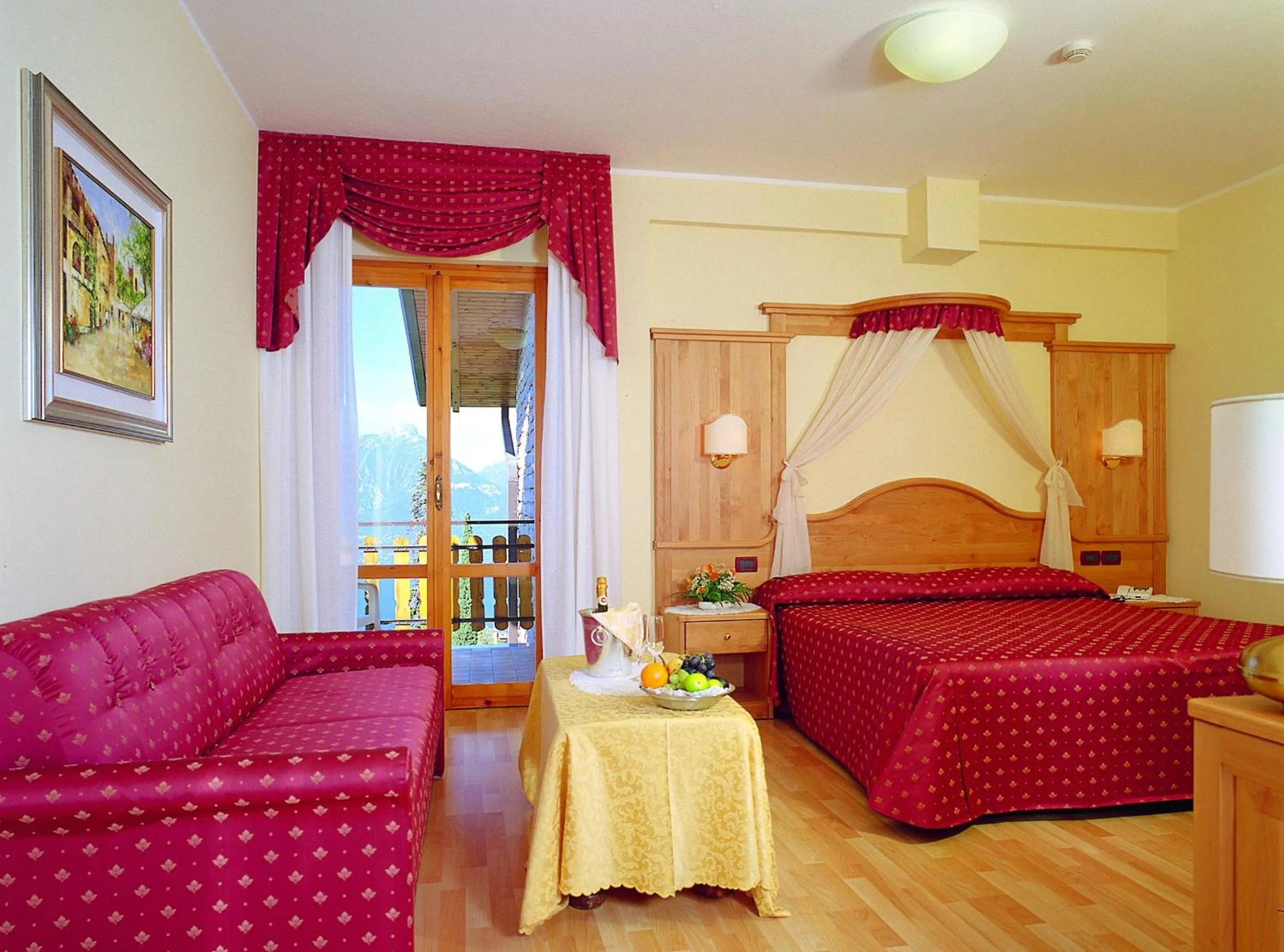 Bedroom, Bed in Hotel Diana