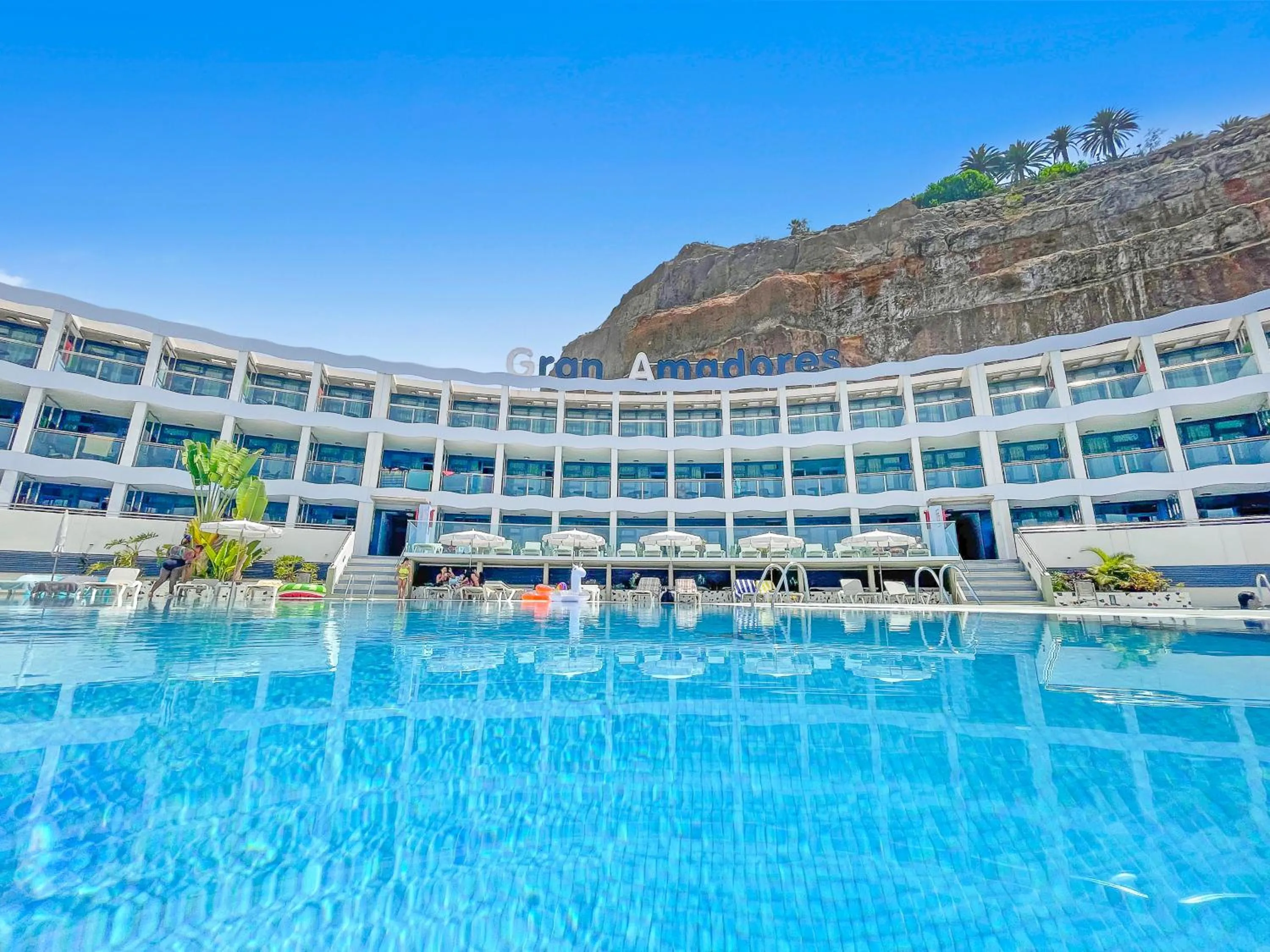 Swimming pool in Gran Amadores