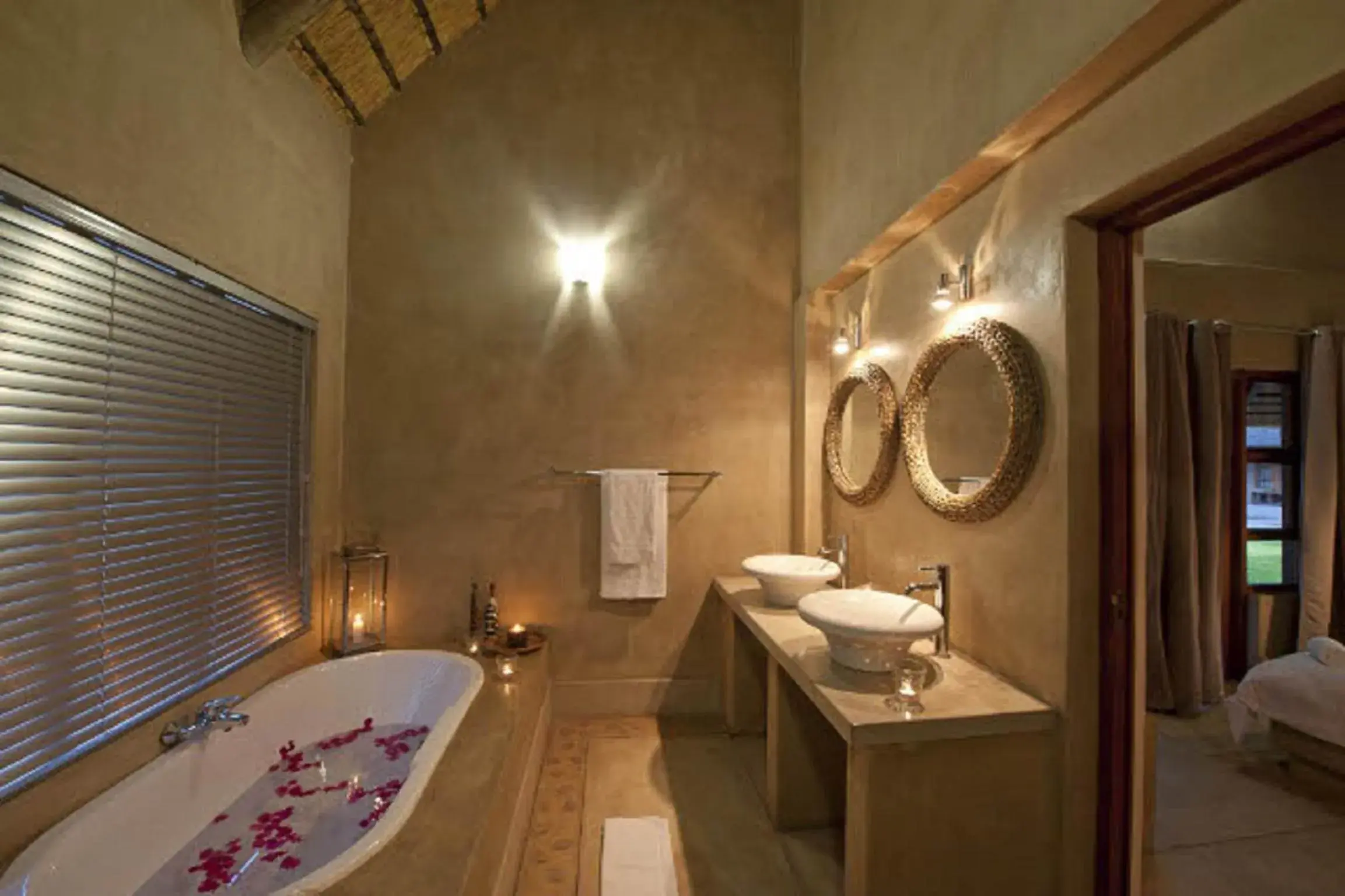 Twin Room in Emanya@Etosha Twin Room in Emanya@Etosha