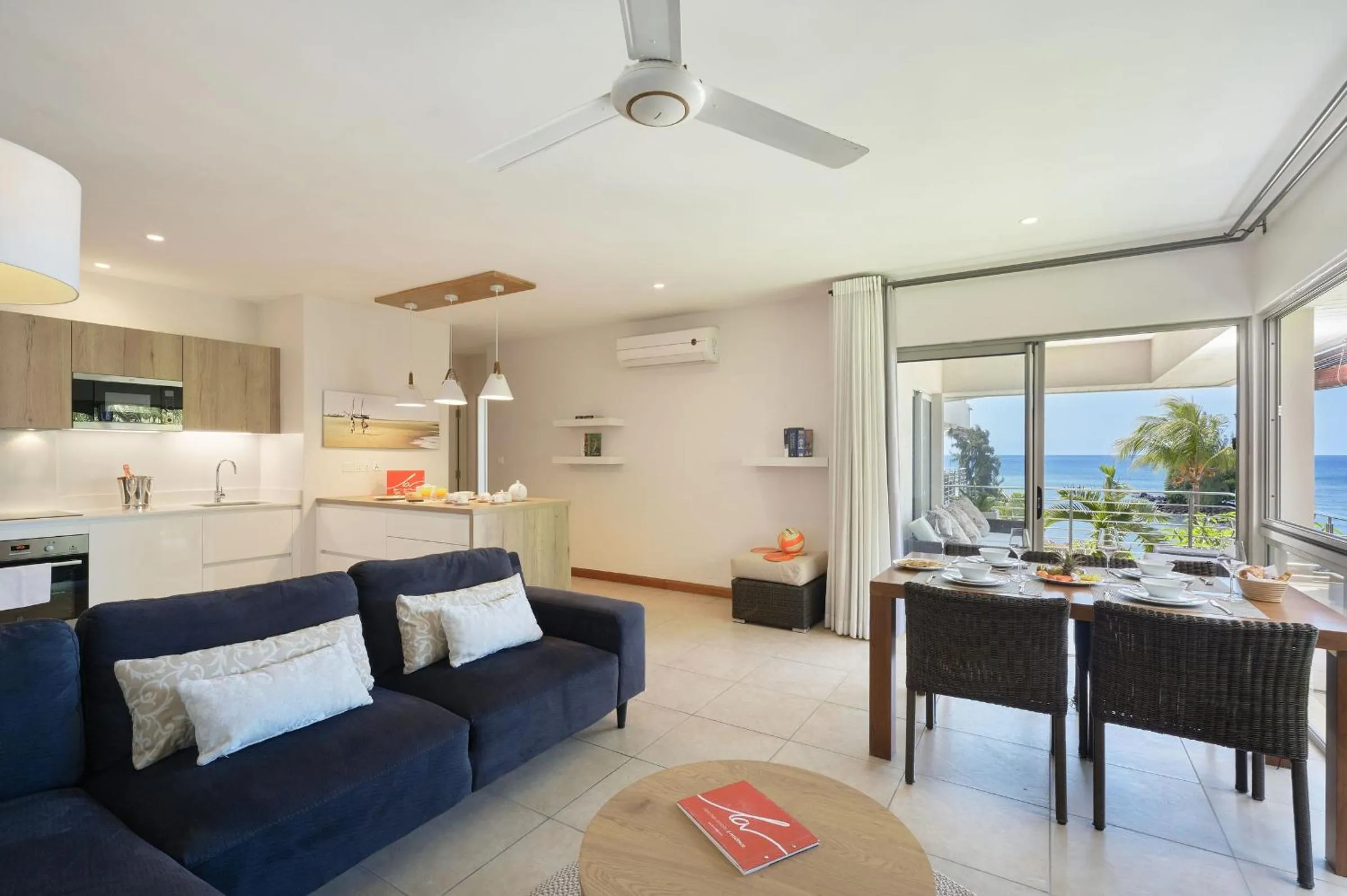 Living room in Bon Azur Beachfront Suites & Penthouses by LOV Mauritius