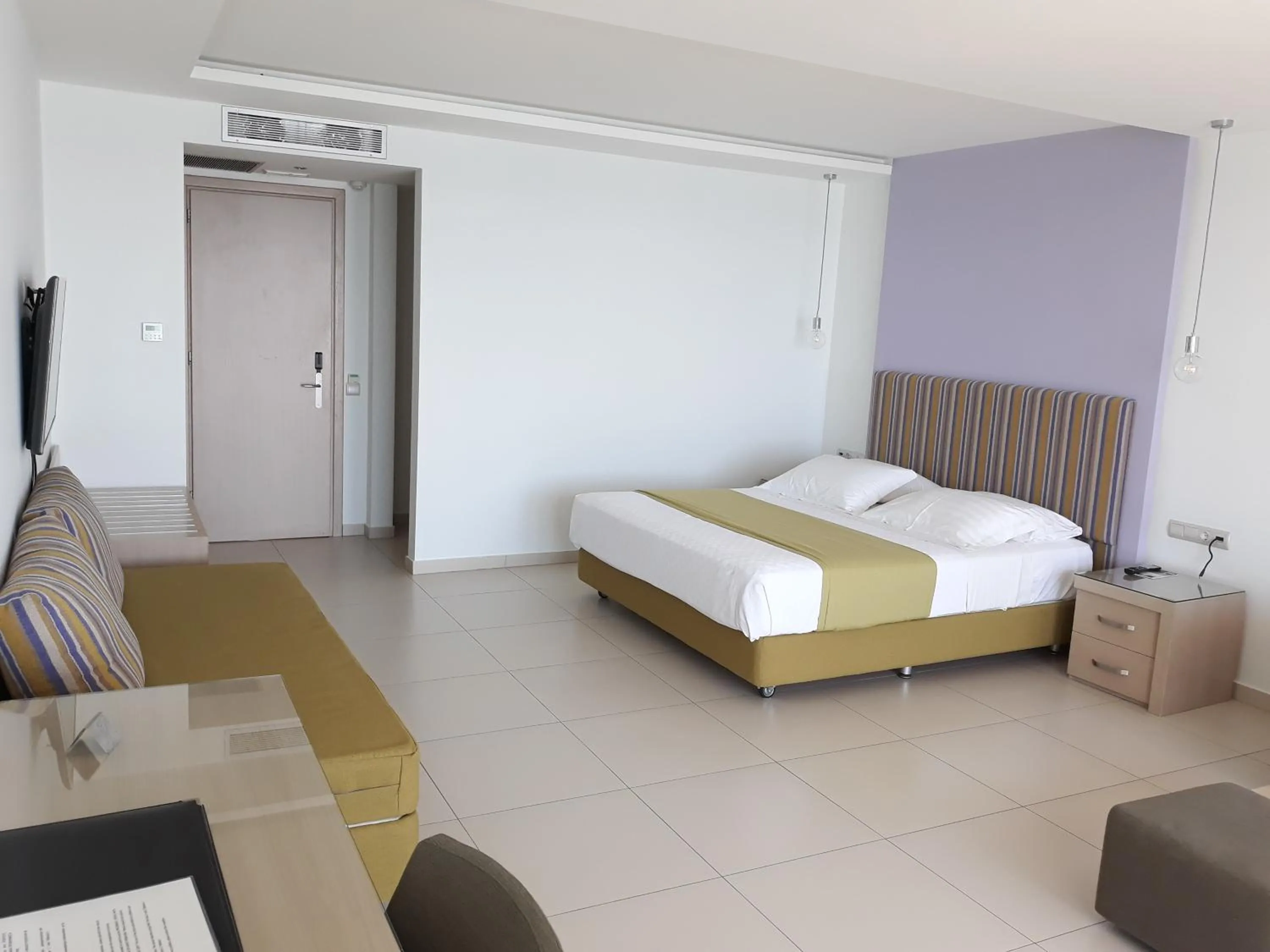 Bed in El Greco Hotel