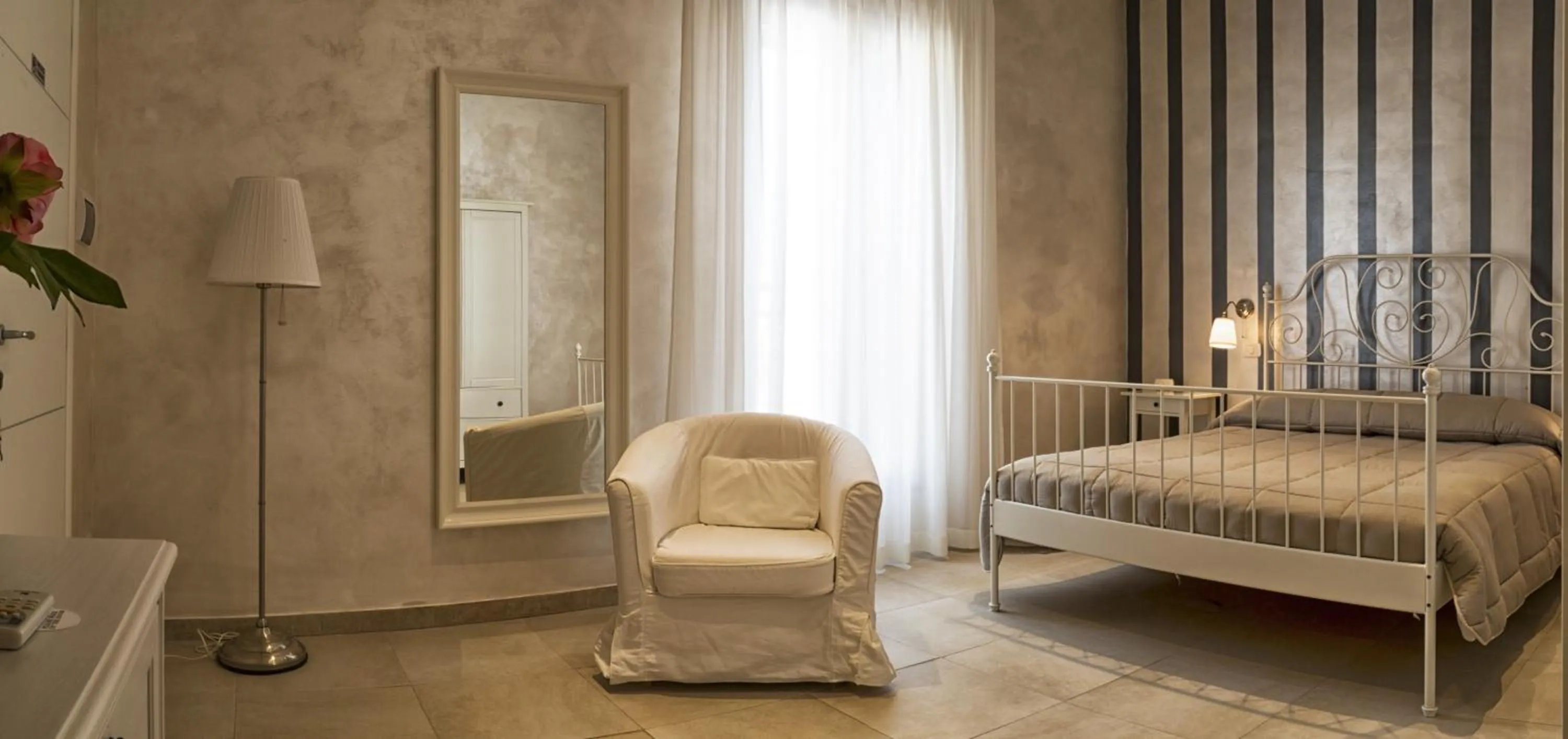 Photo of the whole room, Bed in Relais La Pretura