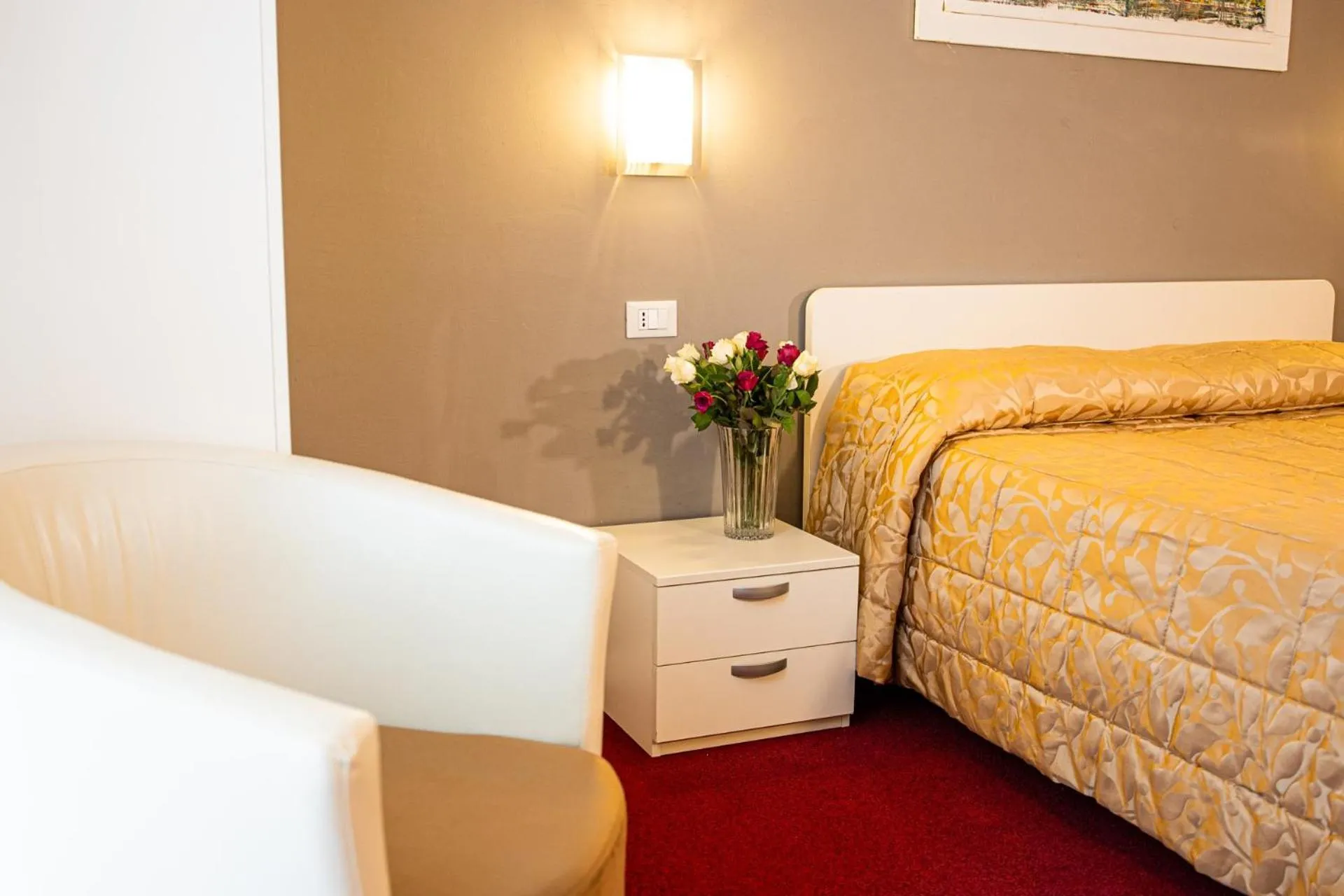 Bed in Hotel Italia