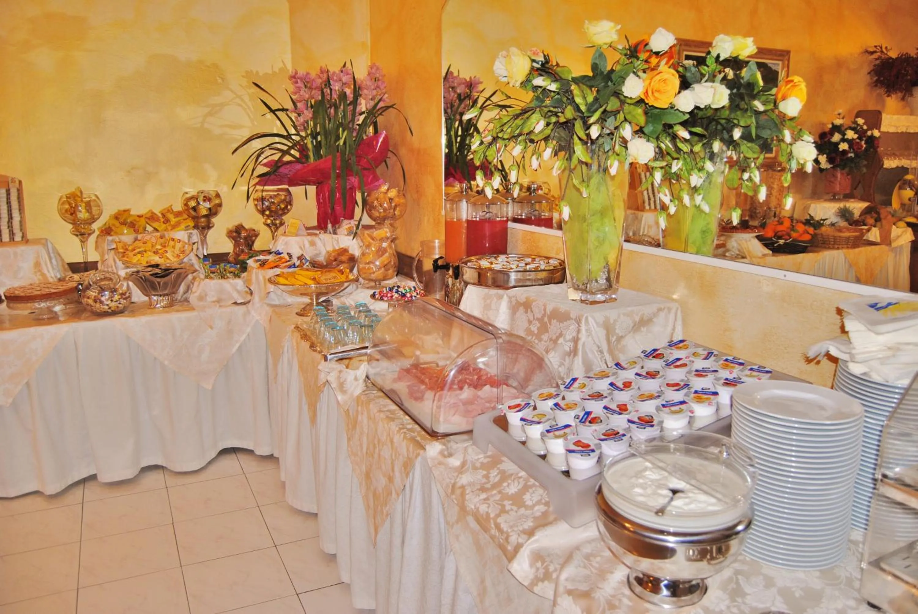 Food in Hotel Italia