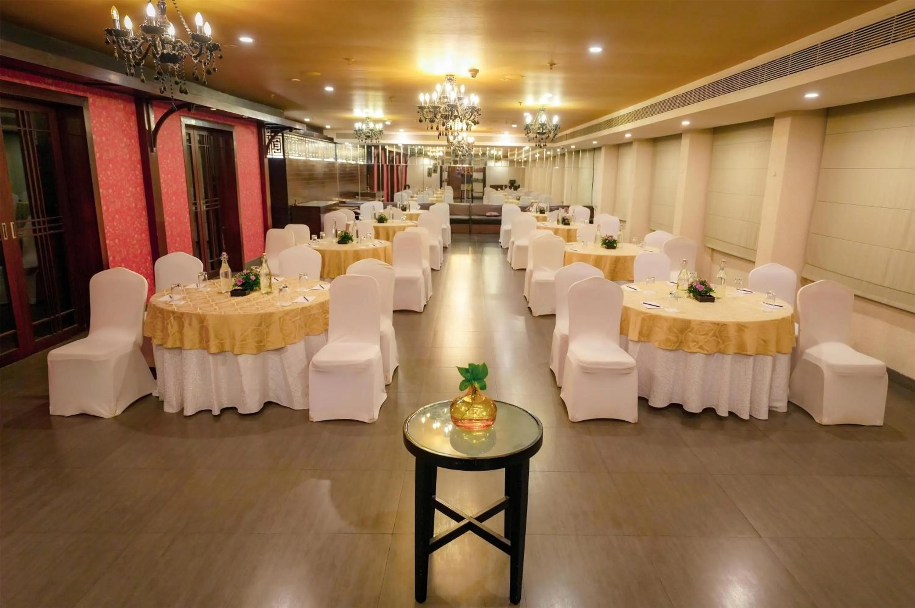 Meeting/conference room in Radisson Blu Kochi