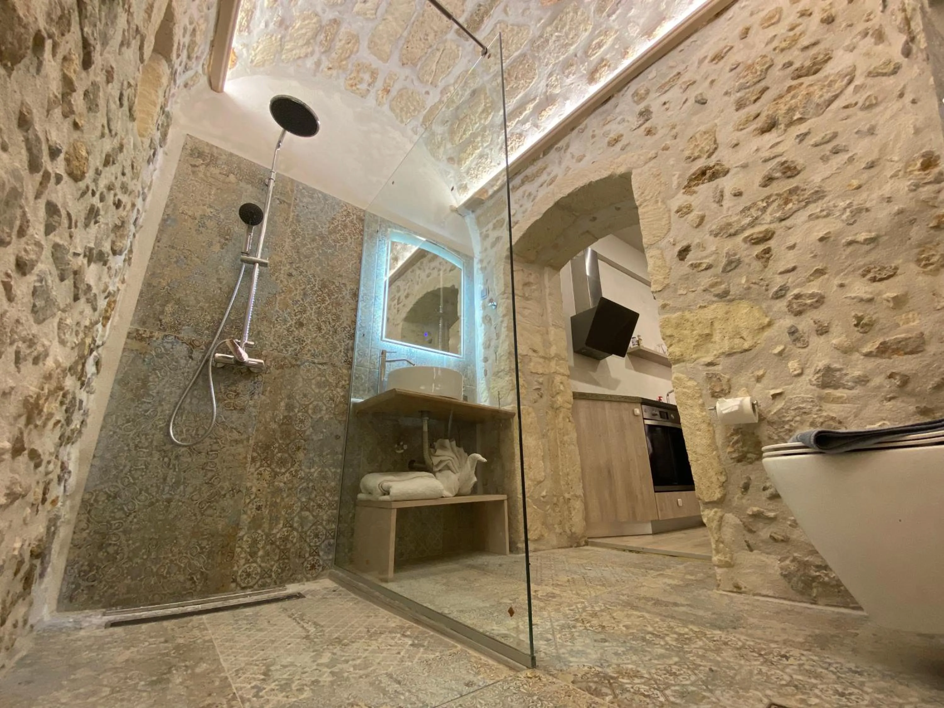 Bathroom in Barbara Studios