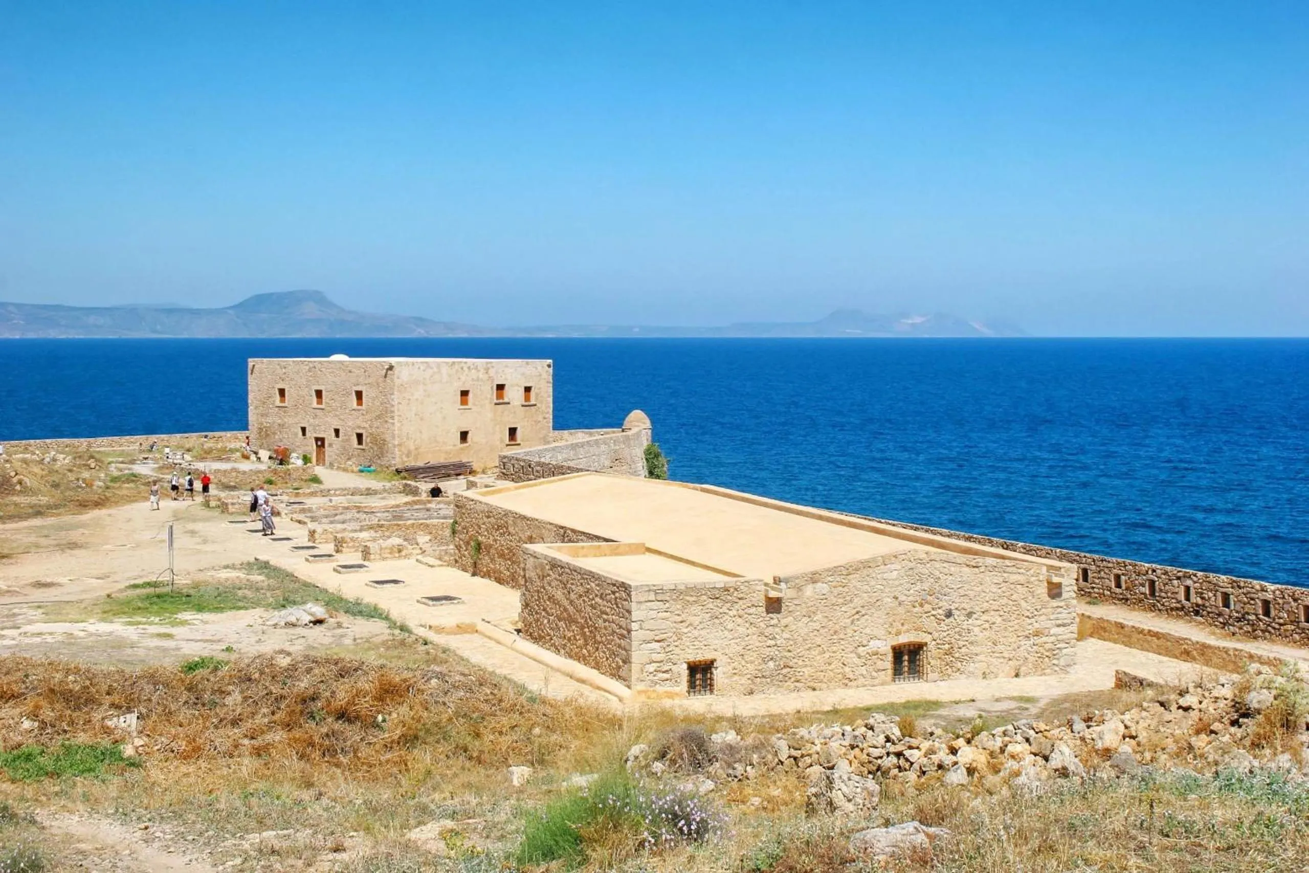 Nearby landmark in Barbara Studios