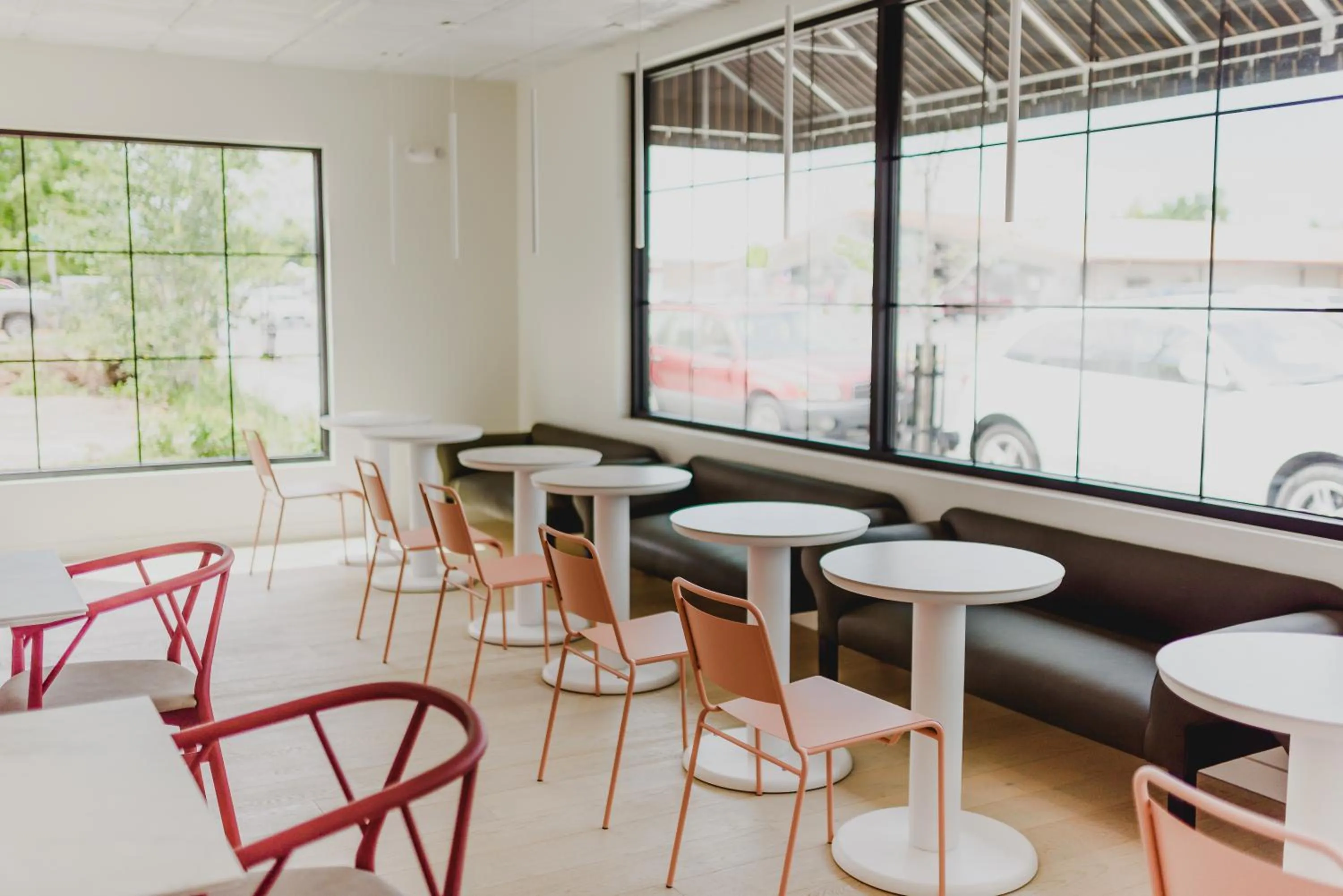 Restaurant/places to eat in RSVP Hotel