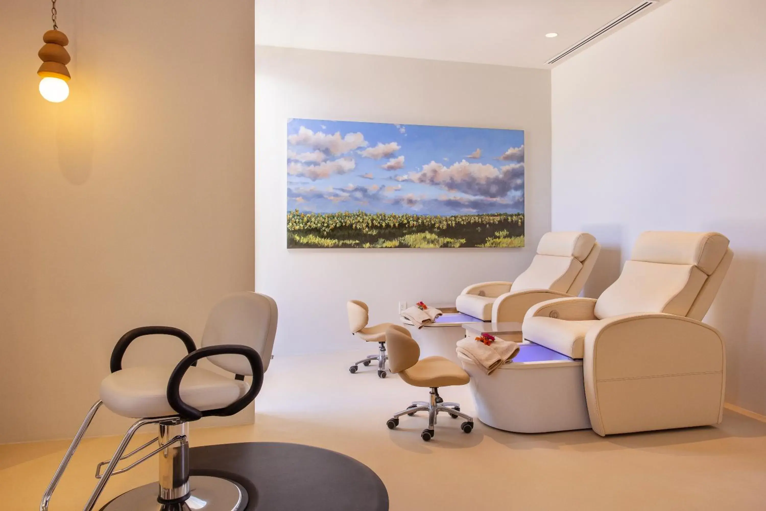 Spa and wellness centre/facilities in Kimpton Mas Olas Resort and Spa Spa and wellness centre/facilities in Kimpton Mas Olas Resort and Spa