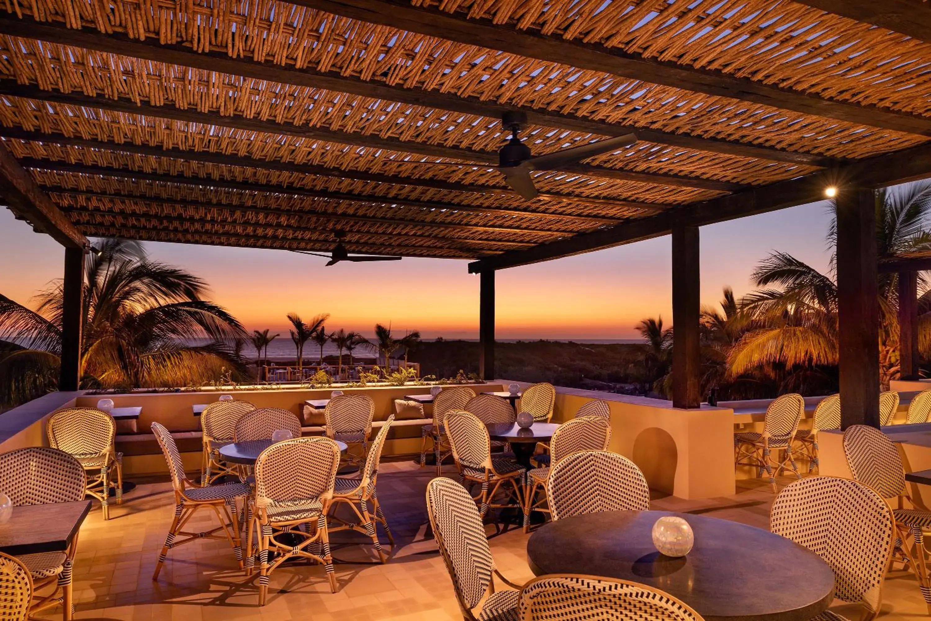 Restaurant/places to eat in Kimpton Mas Olas Resort and Spa Restaurant/places to eat in Kimpton Mas Olas Resort and Spa