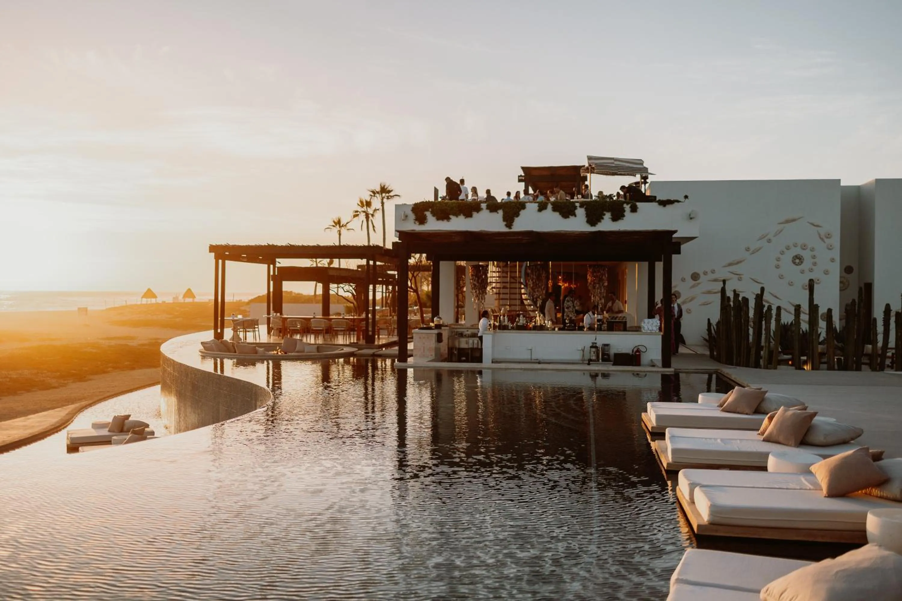 Property building in Kimpton Mas Olas Resort and Spa