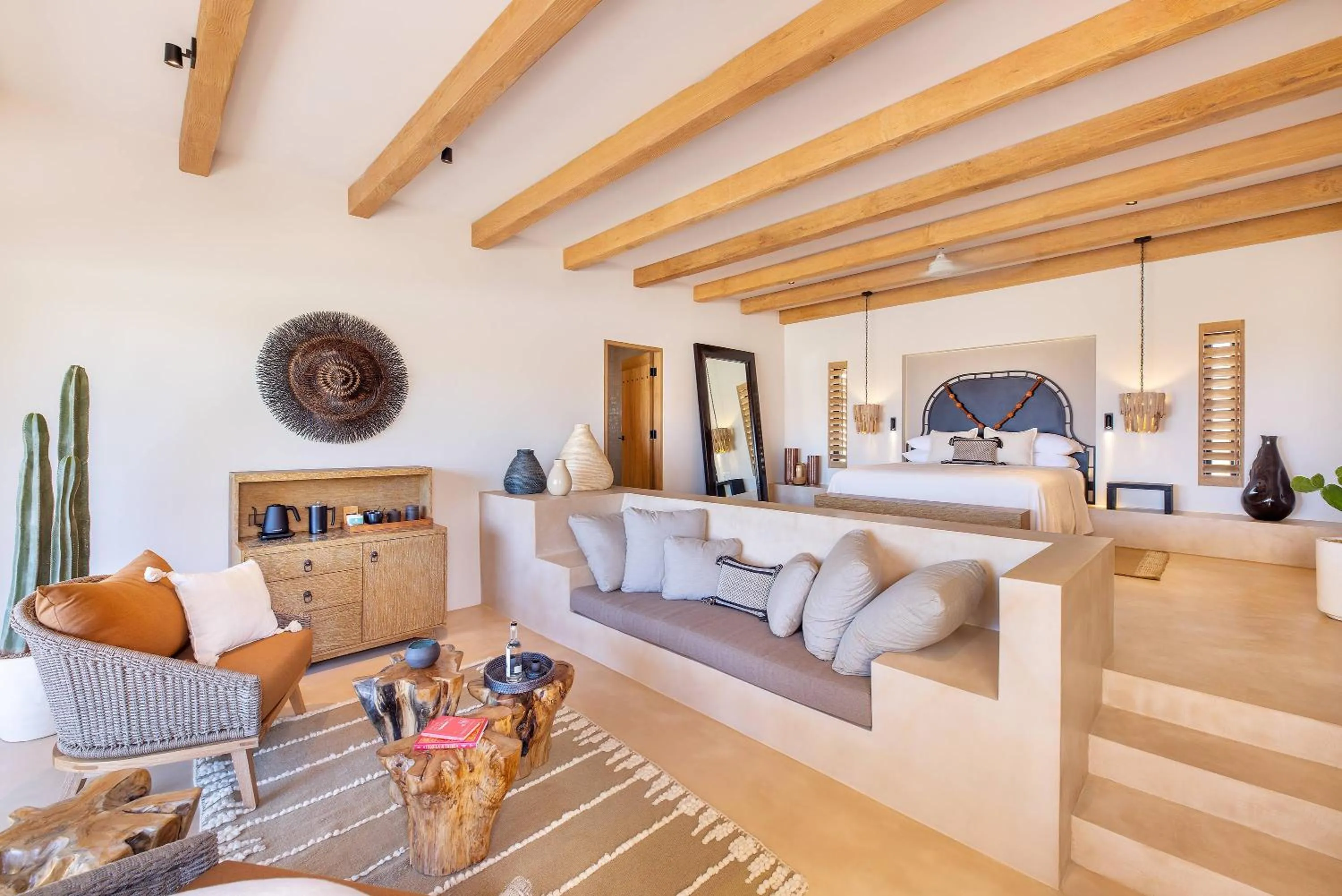 Living room in Kimpton Mas Olas Resort and Spa