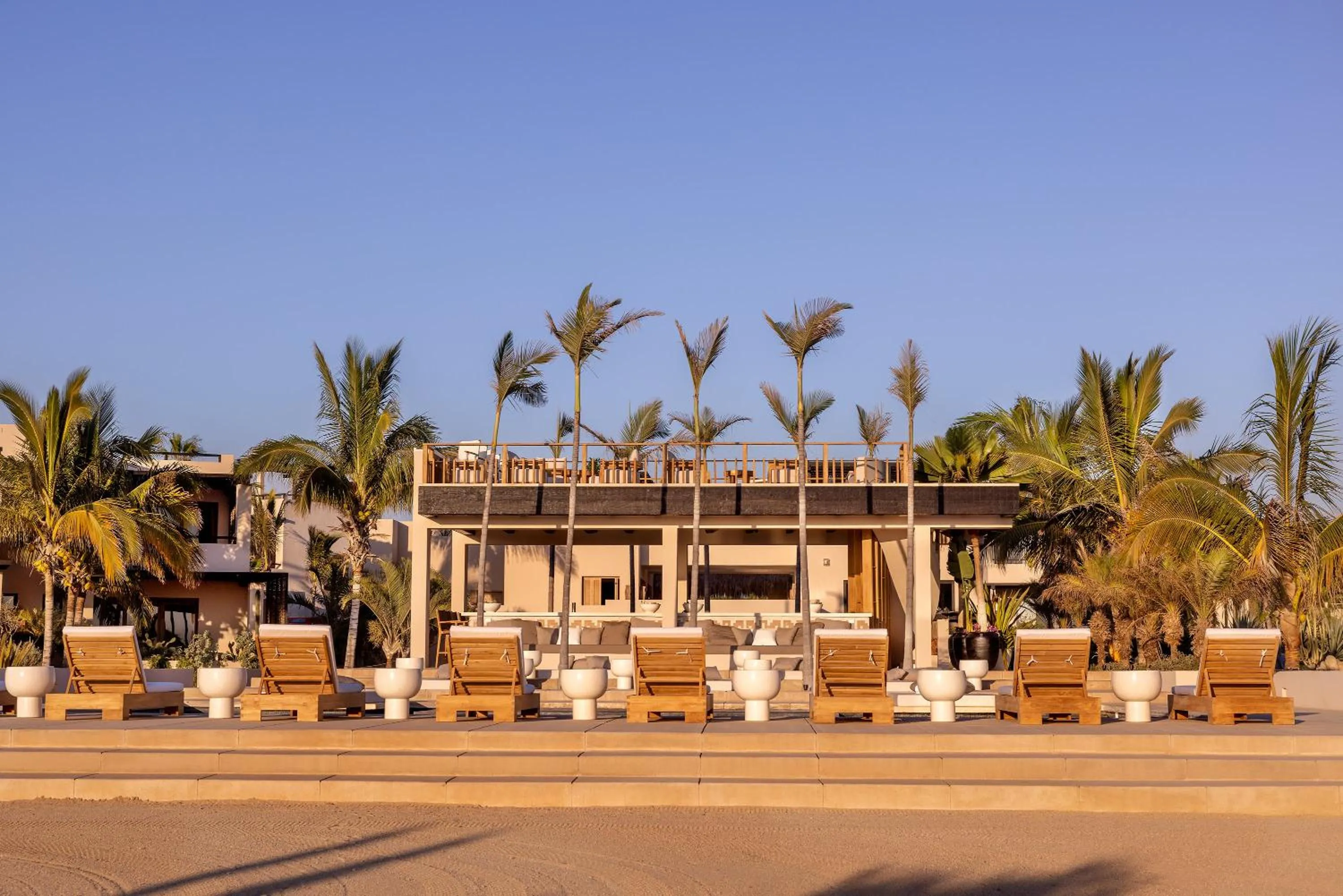 Swimming pool in Kimpton Mas Olas Resort and Spa