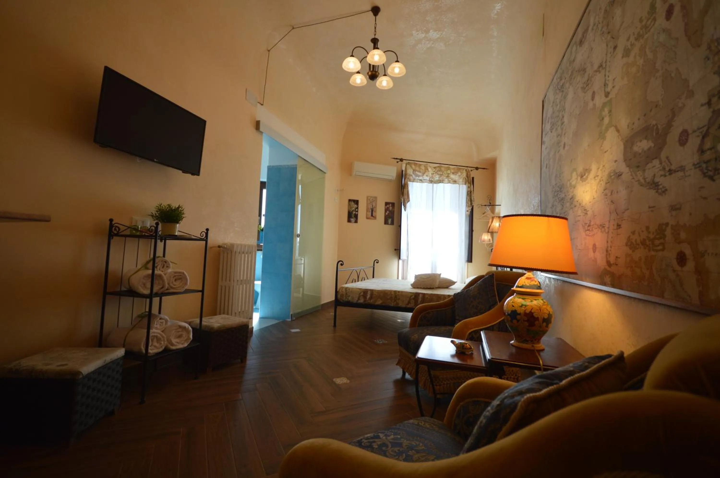 Photo of the whole room in Centro Sicilia Rooms-Suites & Terrace