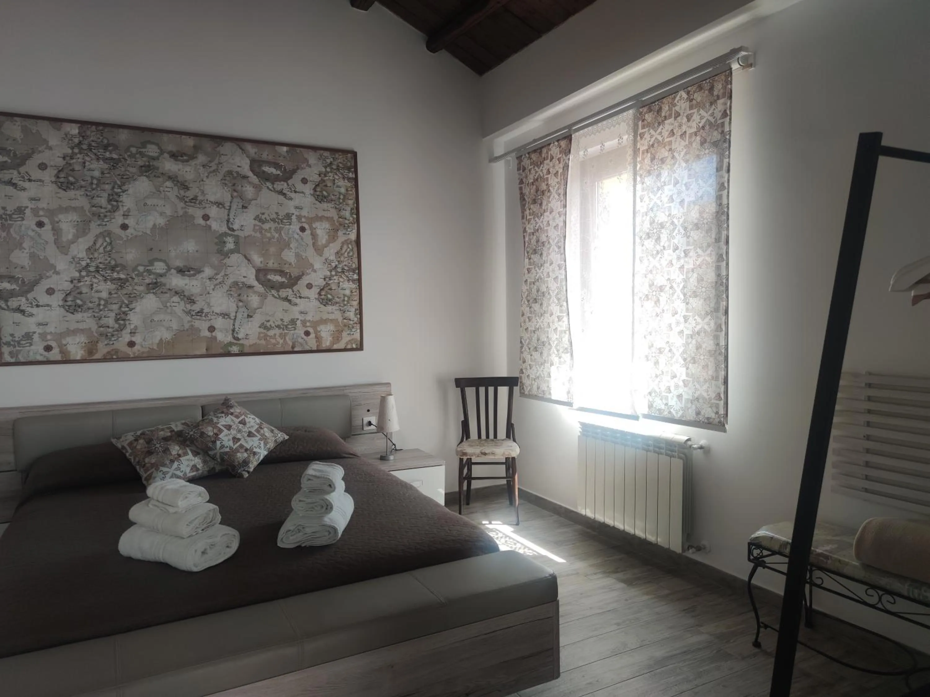 Photo of the whole room, Bed in Centro Sicilia Rooms-Suites & Terrace