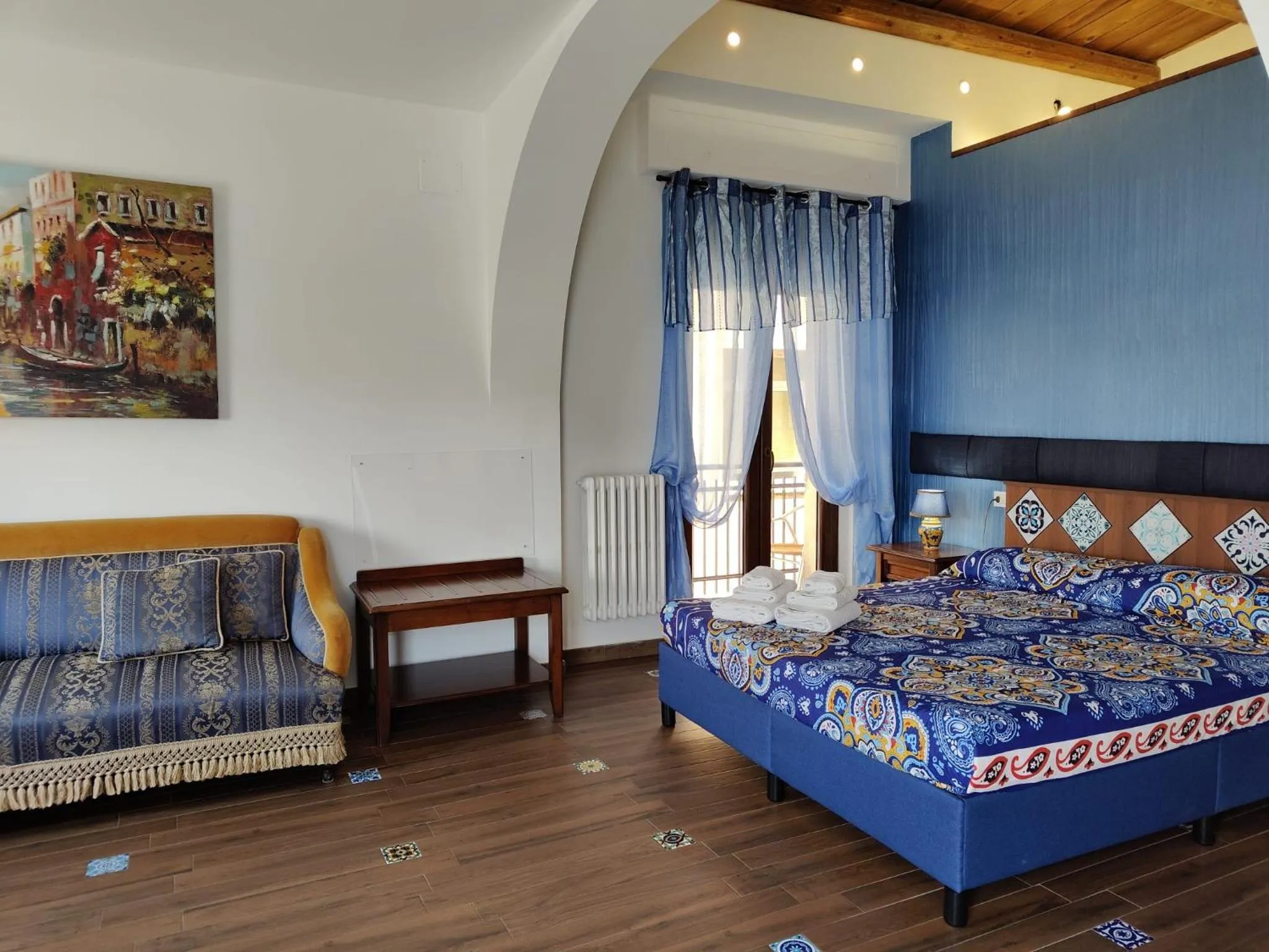 Bed in Centro Sicilia Rooms-Suites & Terrace