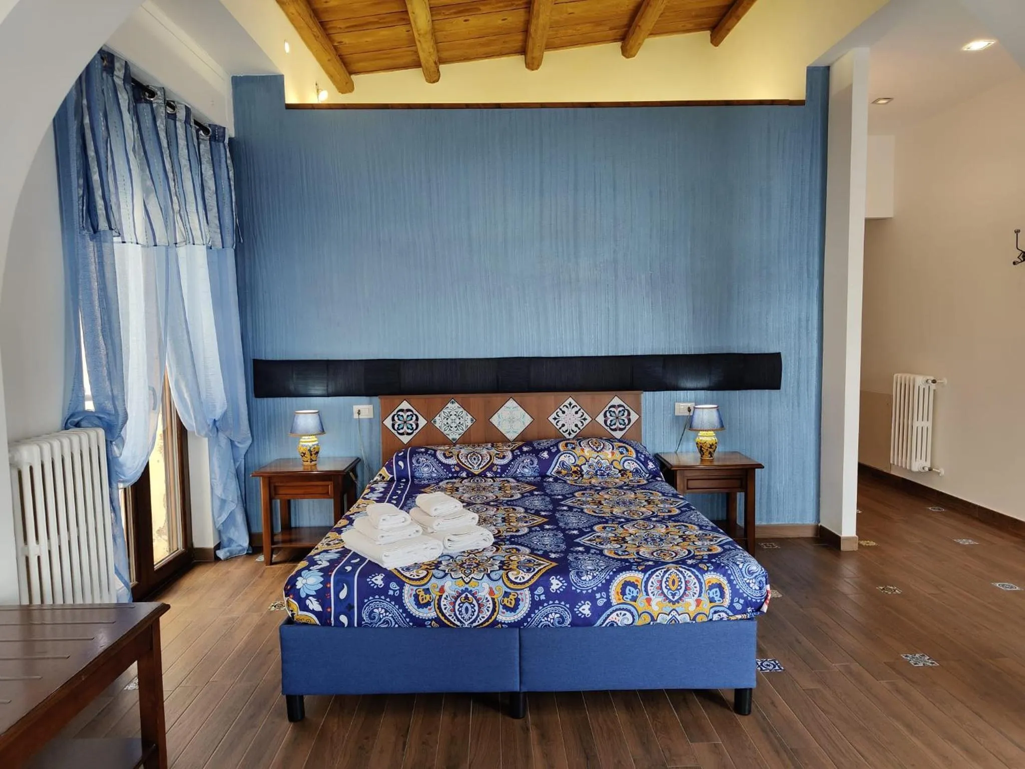 Bed in Centro Sicilia Rooms-Suites & Terrace