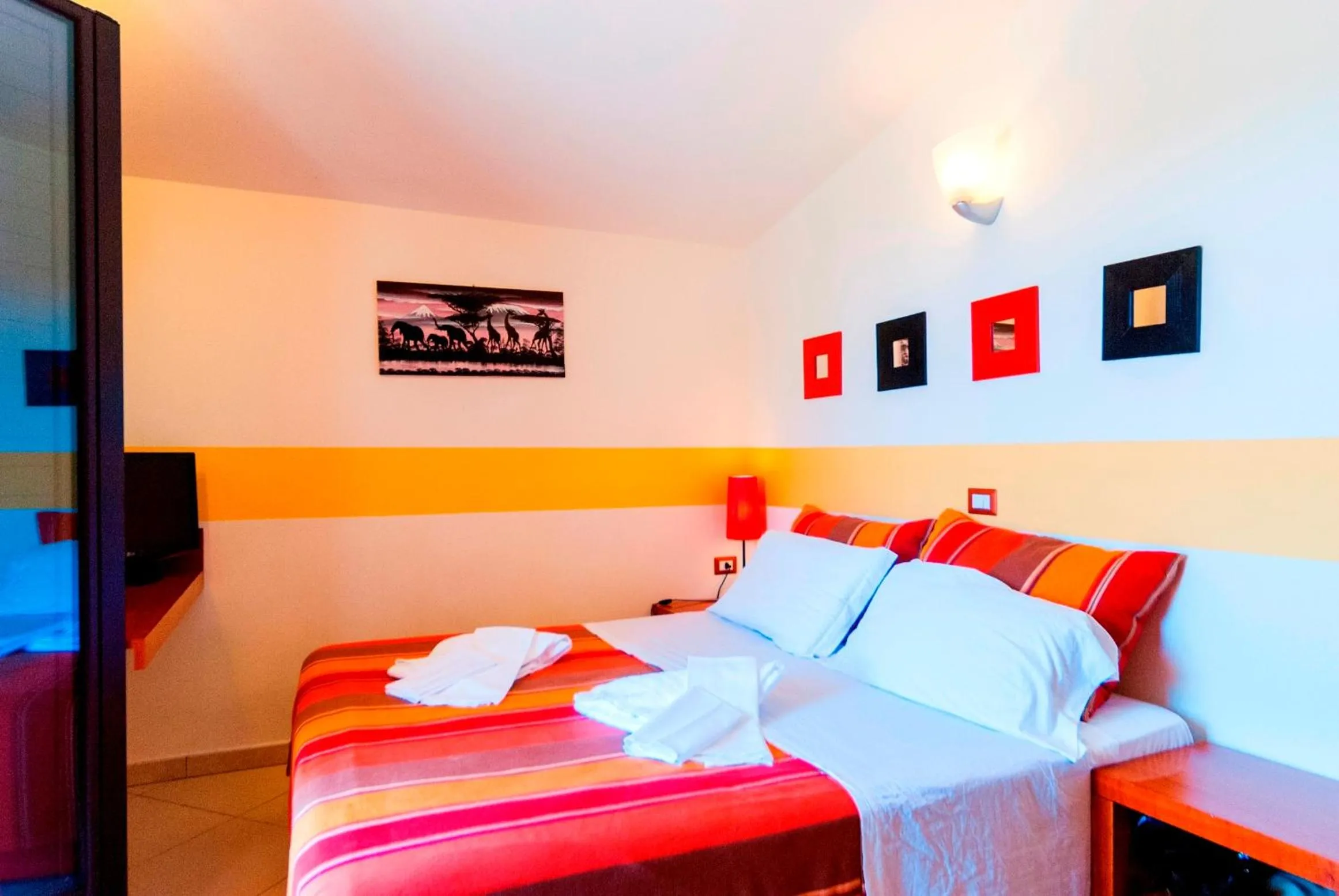 Bedroom, Bed in Villa Sunset B&B/Apartments