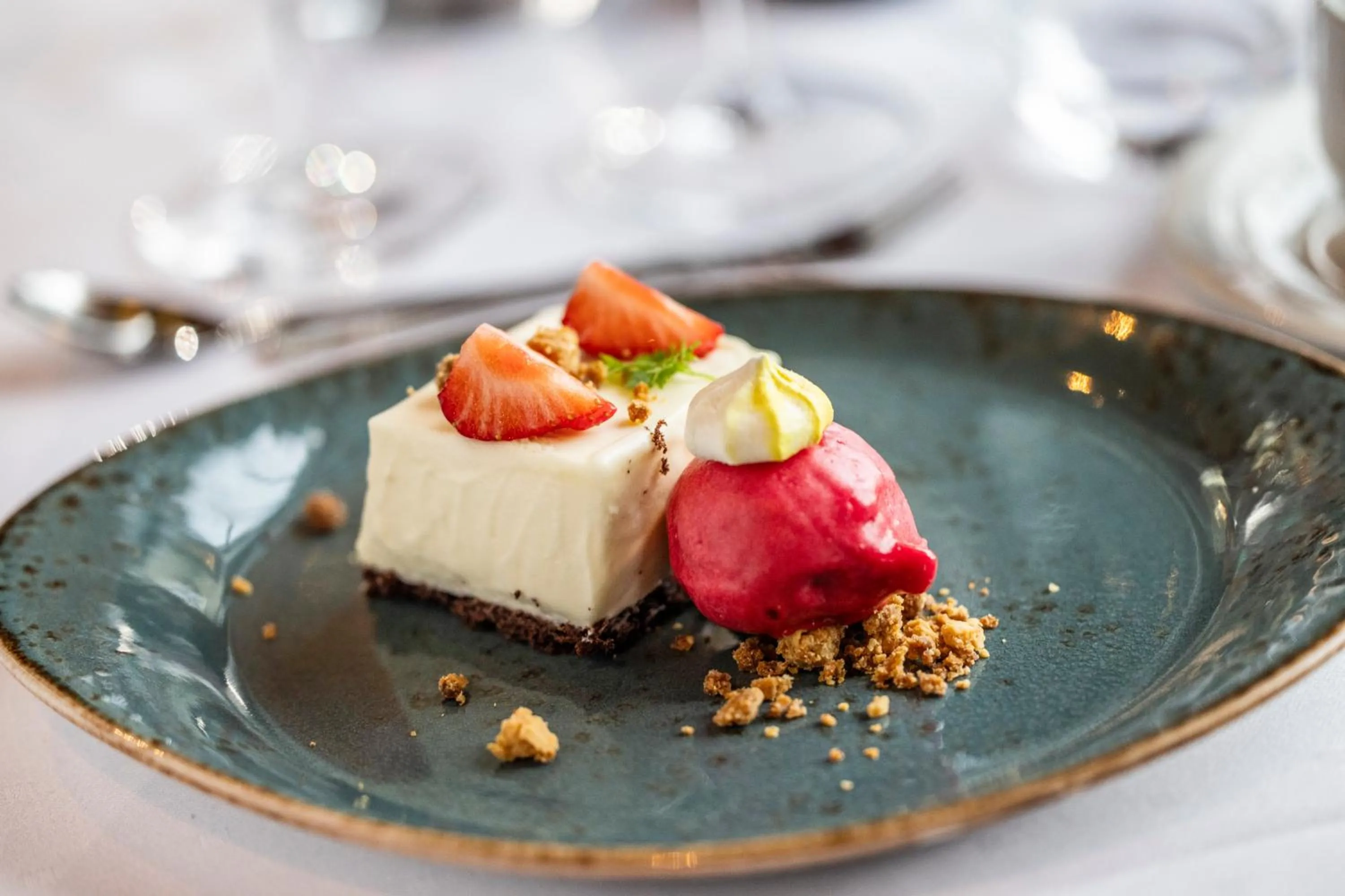 Restaurant/places to eat in Finnøy Bryggehotell - by Classic Norway Hotels