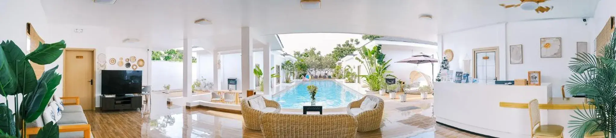 Property building in Seapearl of Alona Property building in Seapearl of Alona