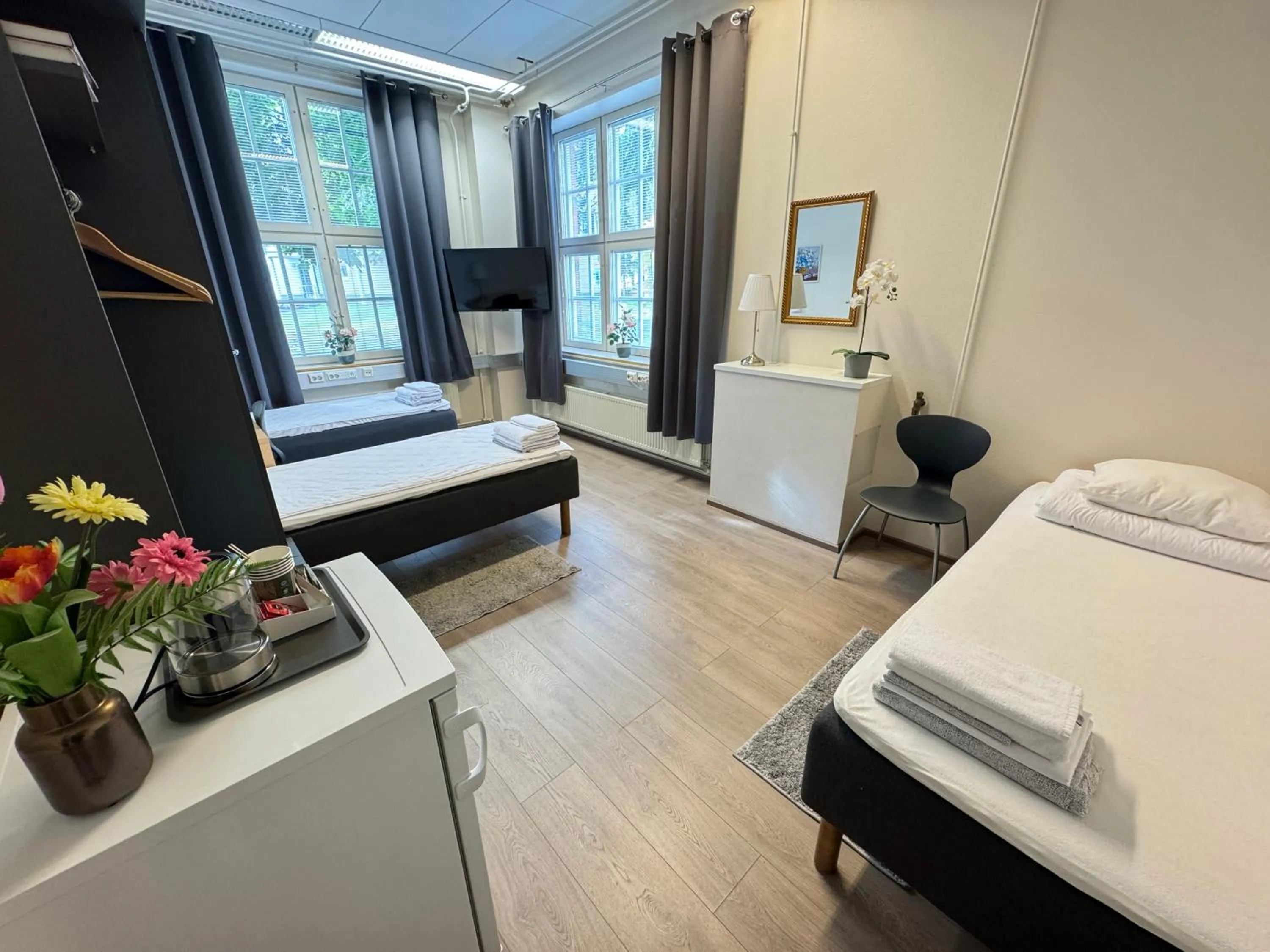 Triple Room with Shared Bathroom in Hostel Hermanni
