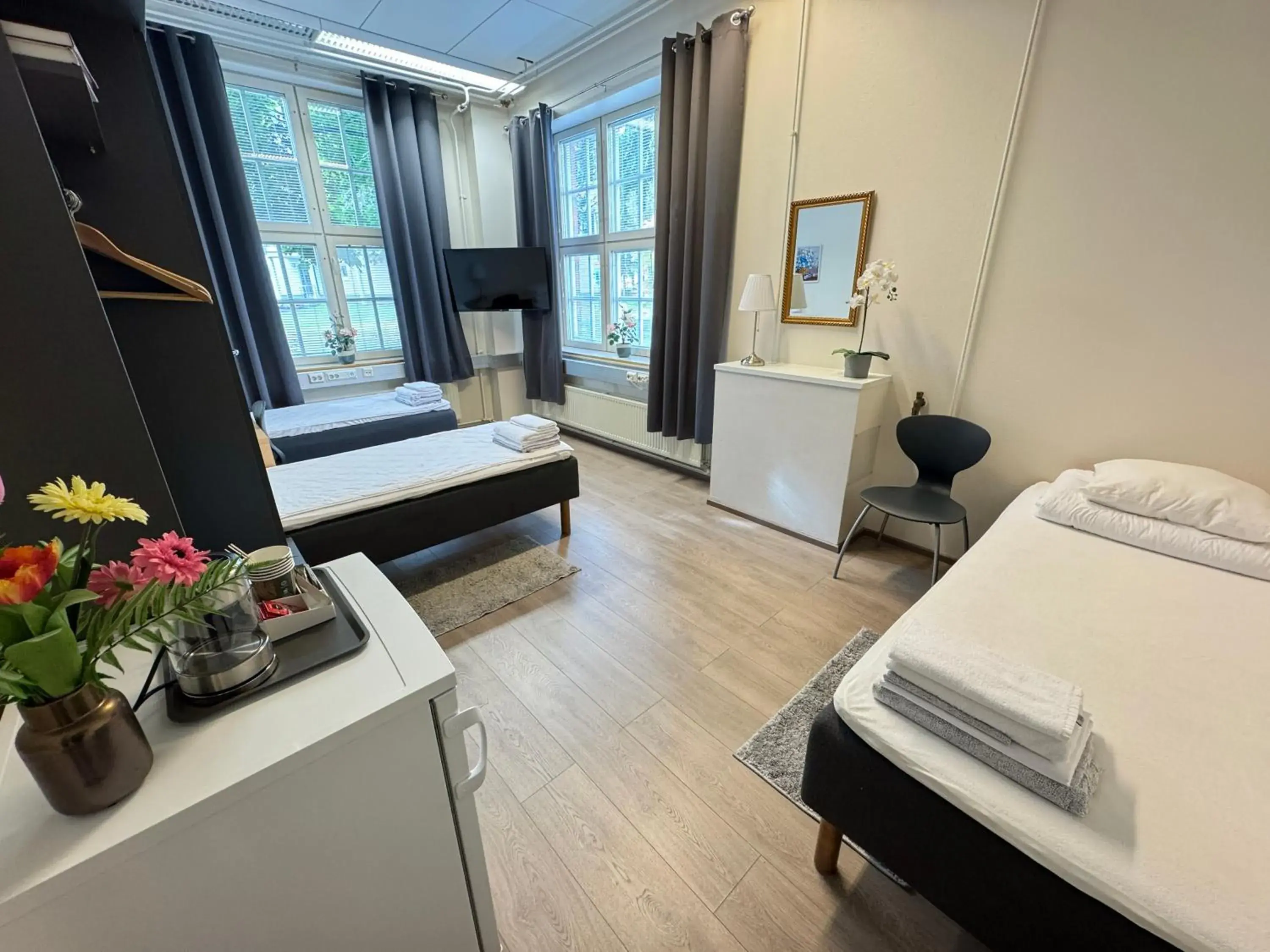 Triple Room with Shared Bathroom in Hostel Hermanni Triple Room with Shared Bathroom in Hostel Hermanni