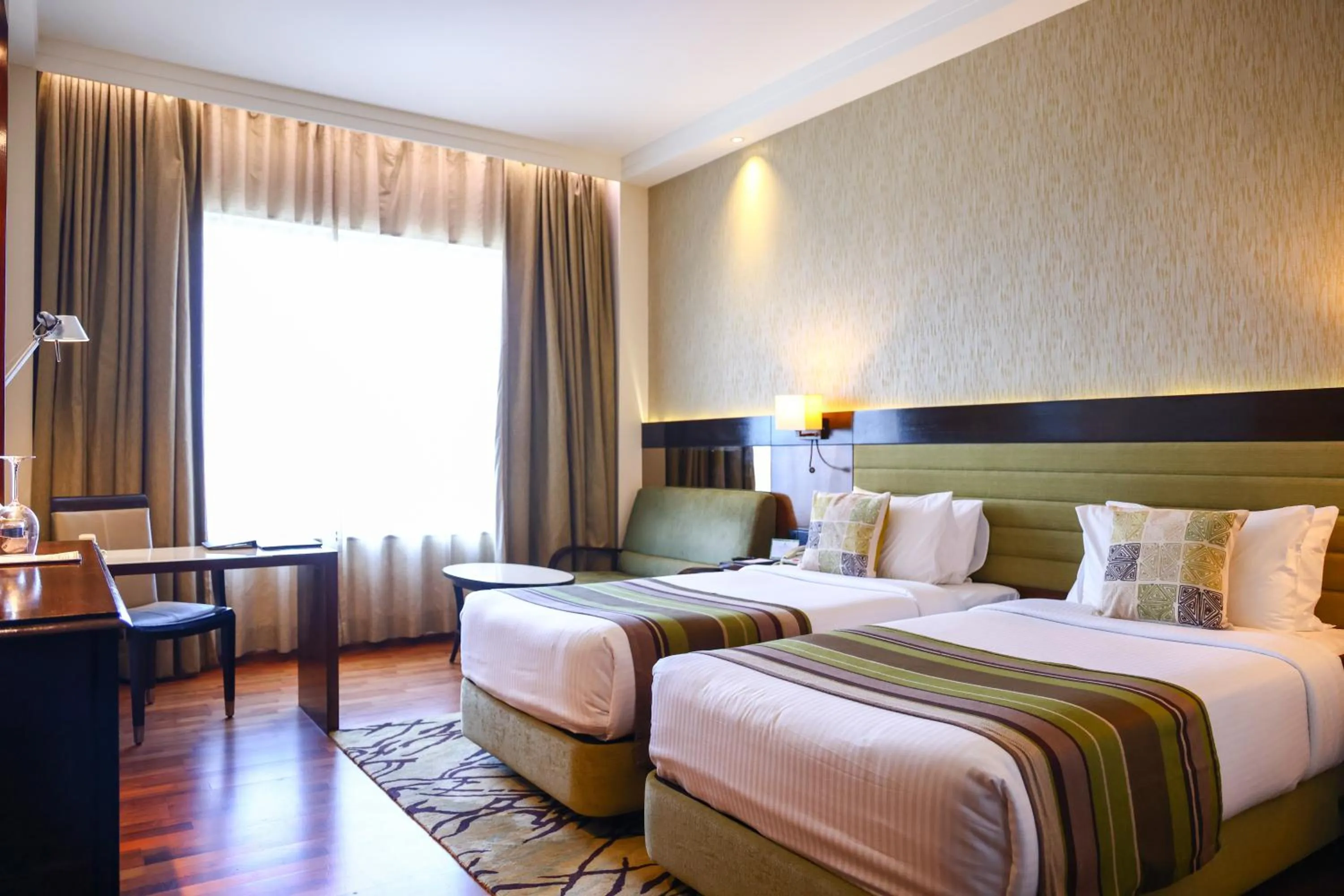 City view, Bed in Balaji Sarovar Premiere