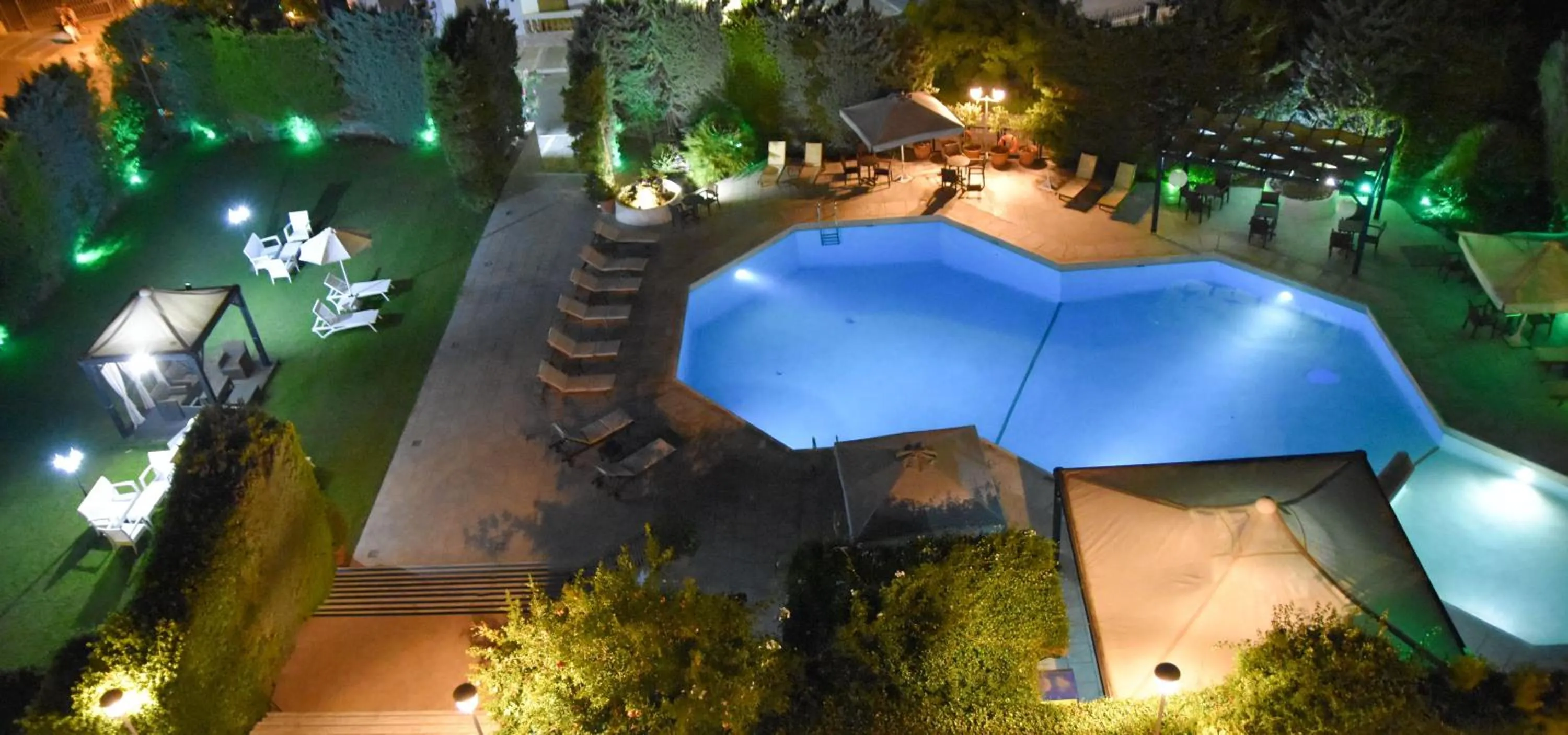 Swimming pool in Merope Hotel