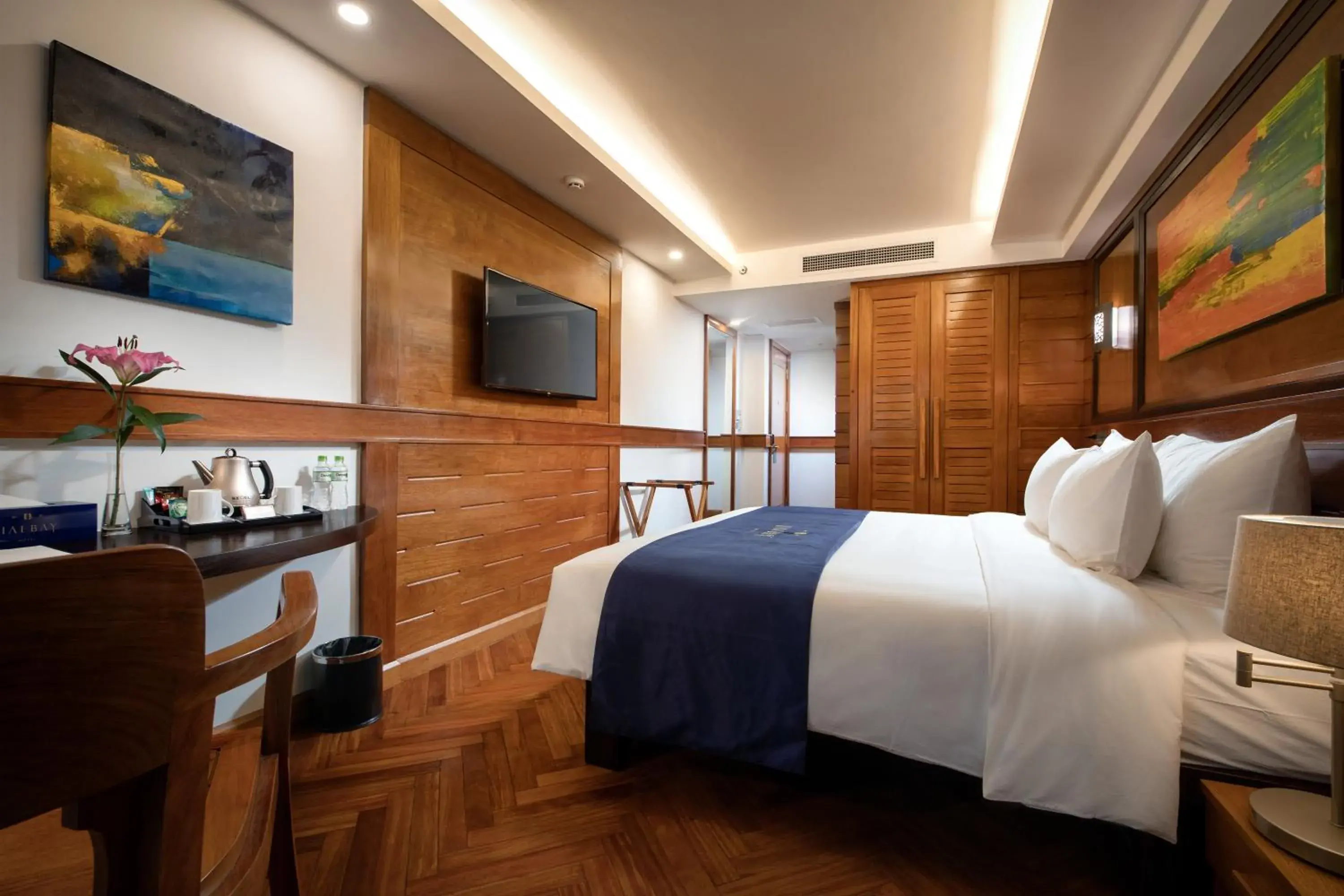 Bedroom, Bed in Hai Bay Hotel & Restaurant Bedroom, Bed in Hai Bay Hotel & Restaurant