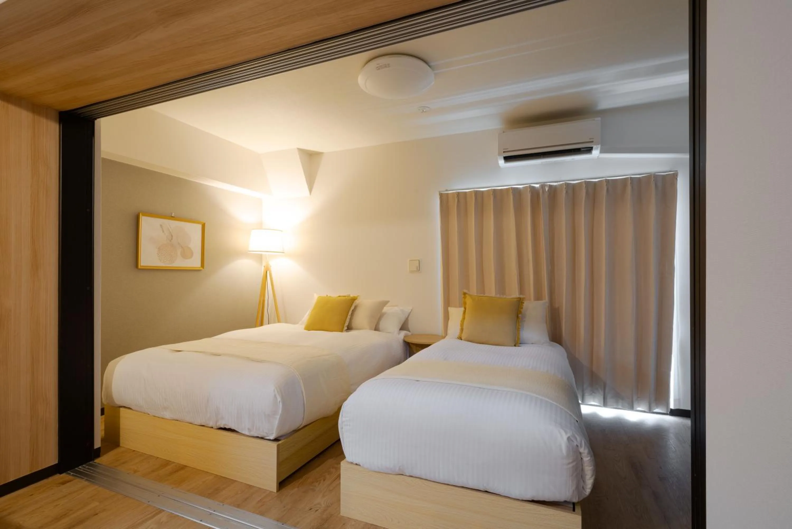 Bedroom, Bed in TAKUTO STAY SAKAISUJI-HOMMACHI