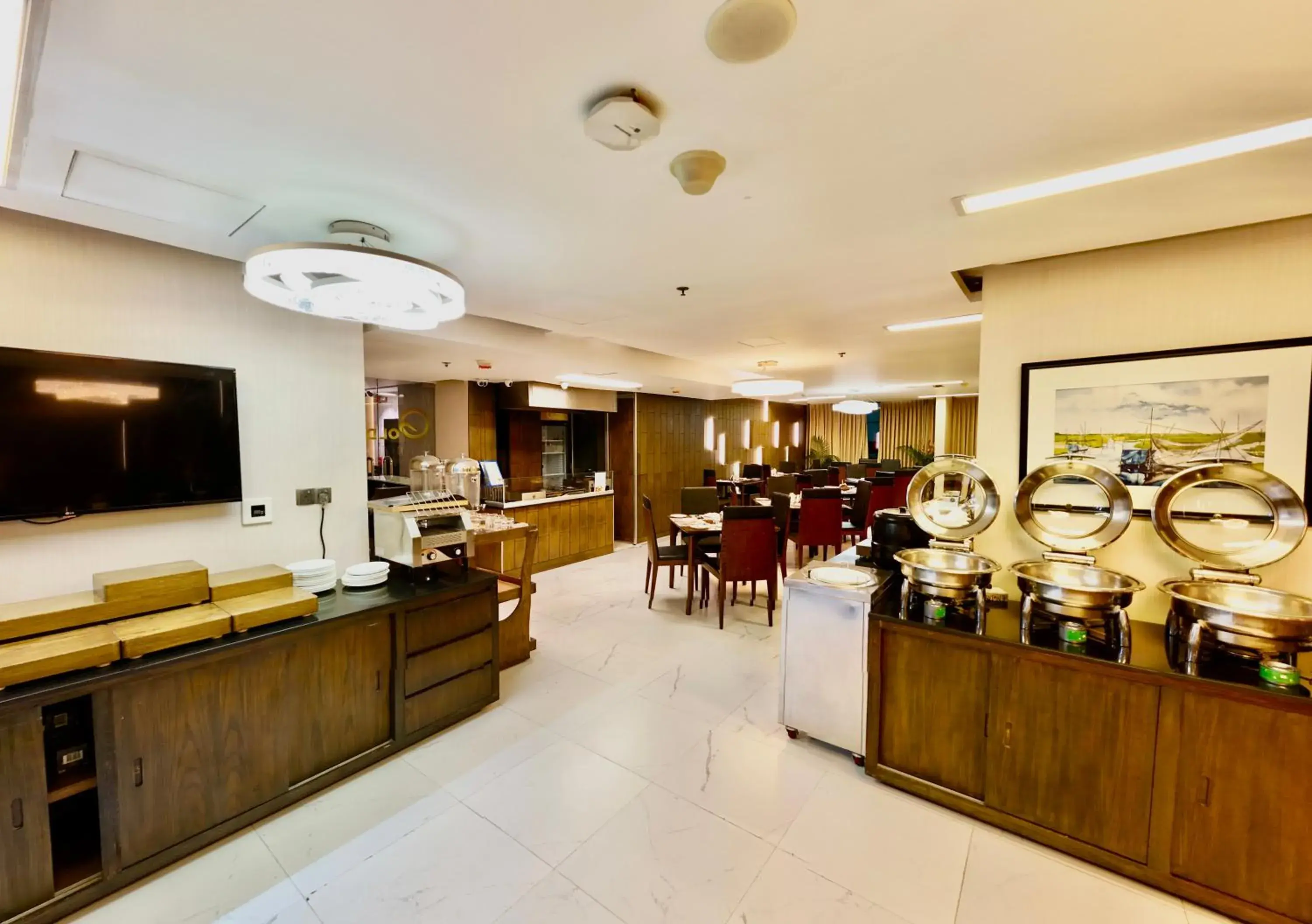 Restaurant/places to eat in HANSA- A Premium Residence Restaurant/places to eat in HANSA- A Premium Residence