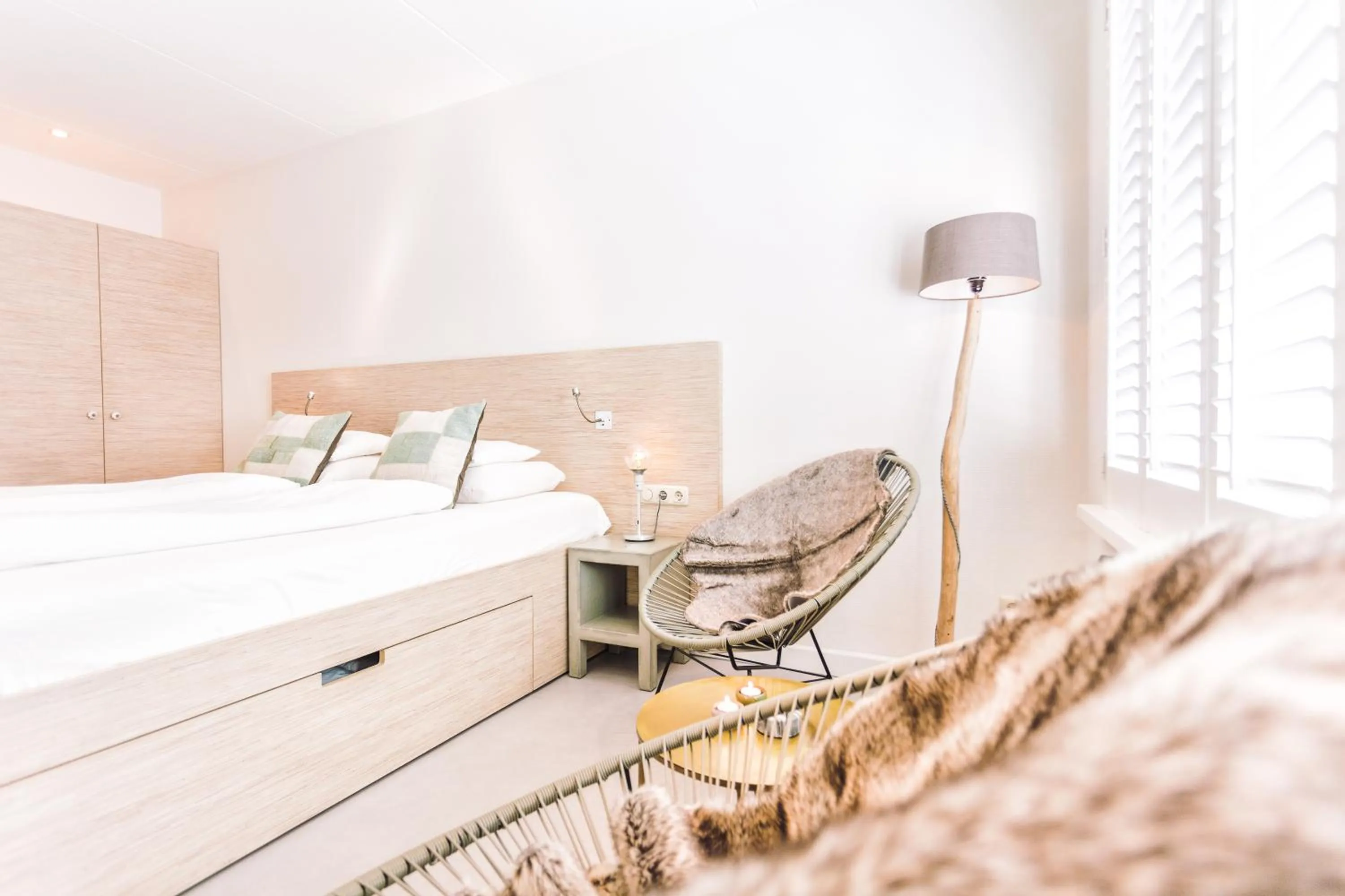 Bed in Logement Overzee