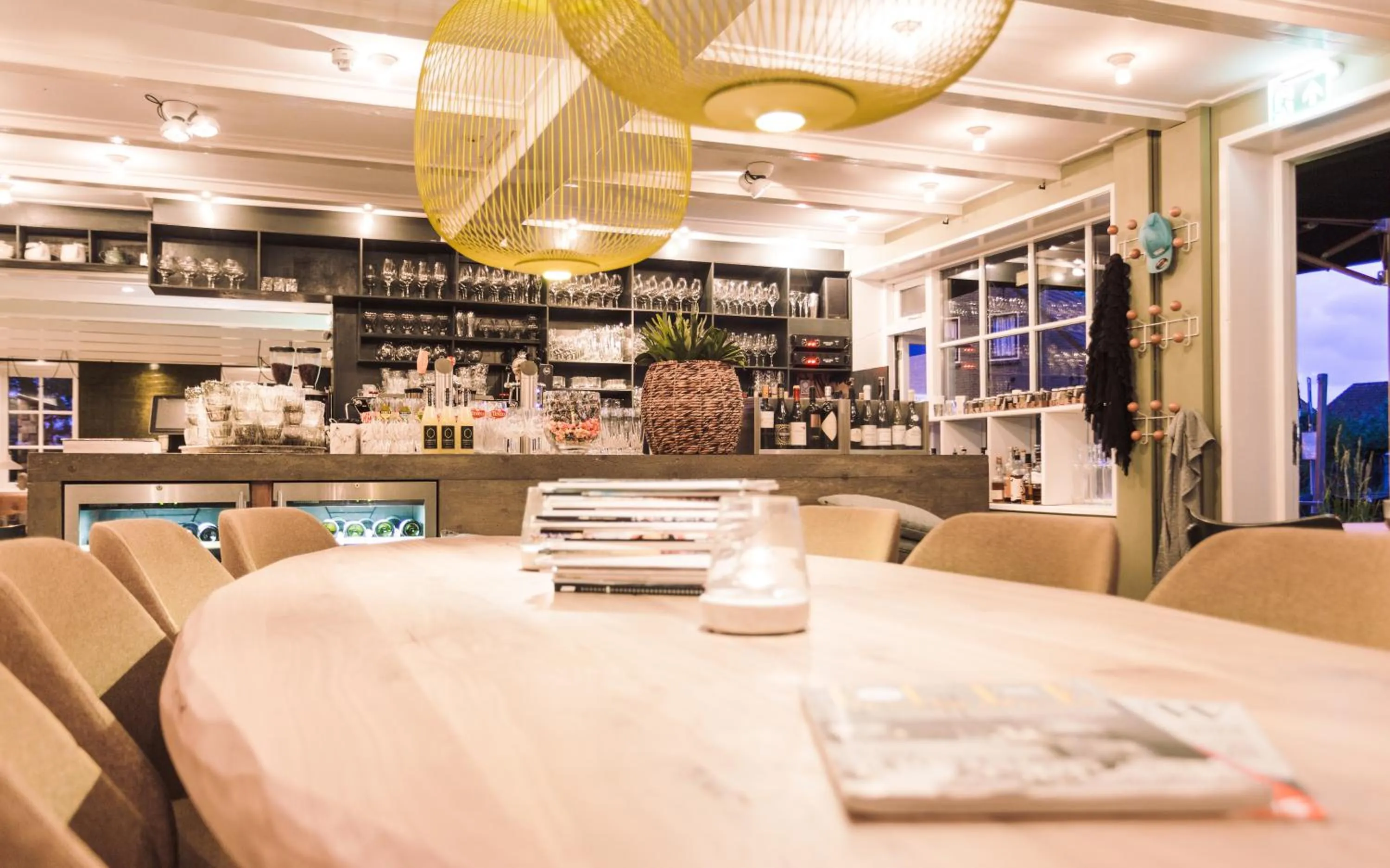 Restaurant/places to eat in Logement Overzee