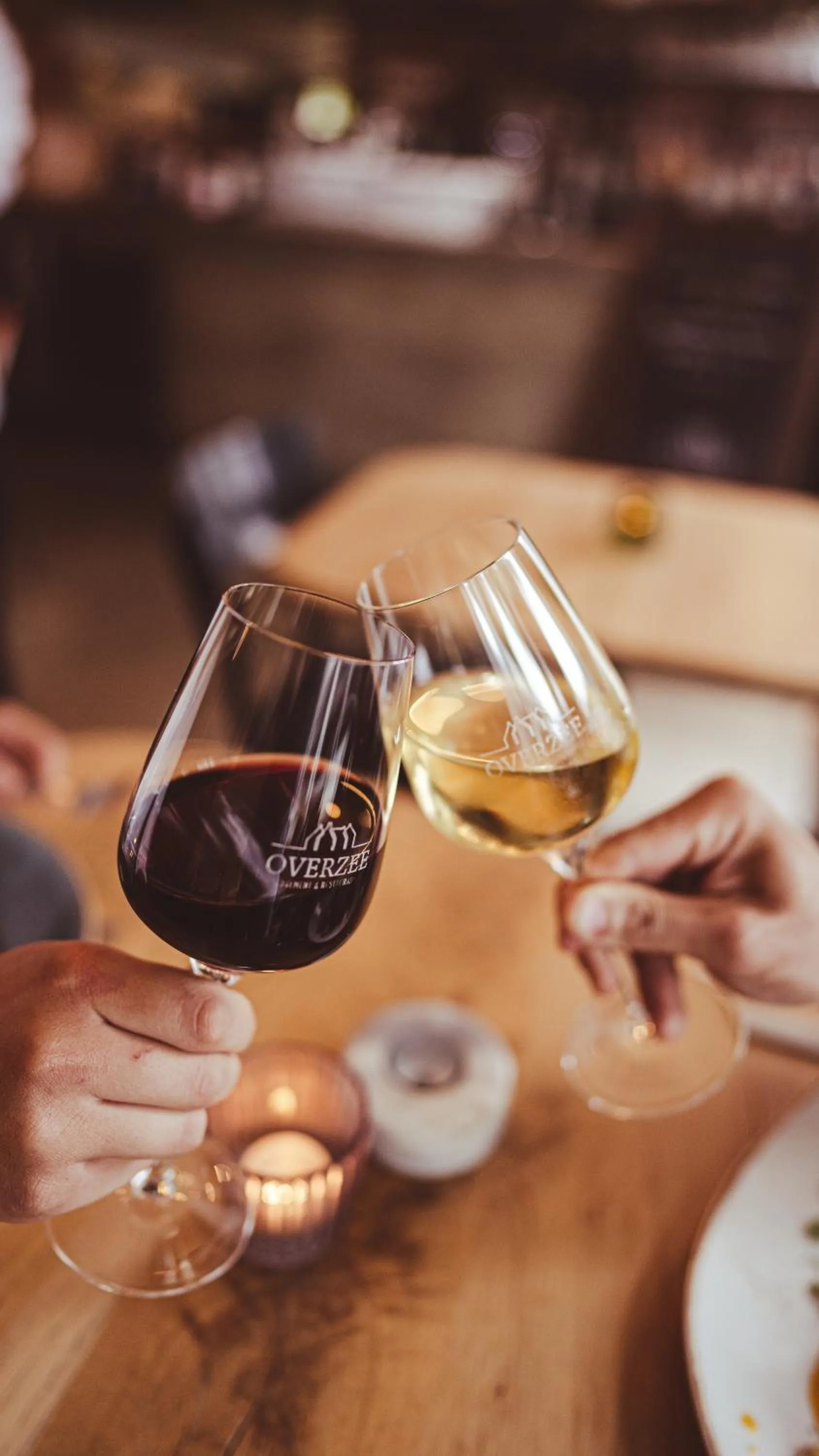 Restaurant/places to eat in Logement Overzee