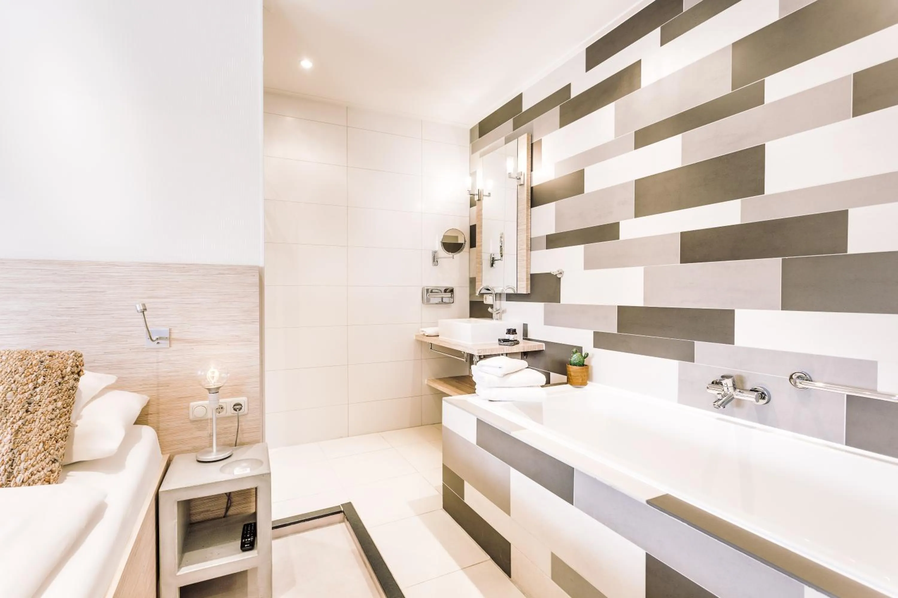 Bathroom in Logement Overzee
