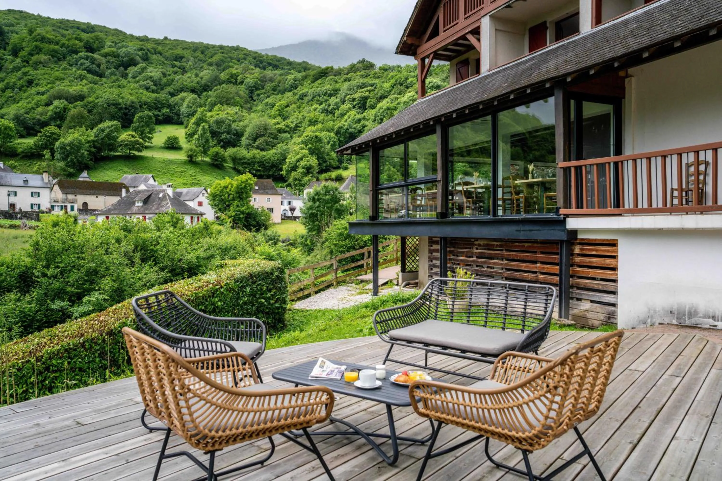 Natural landscape in Logis Hôtel Etchemaïté