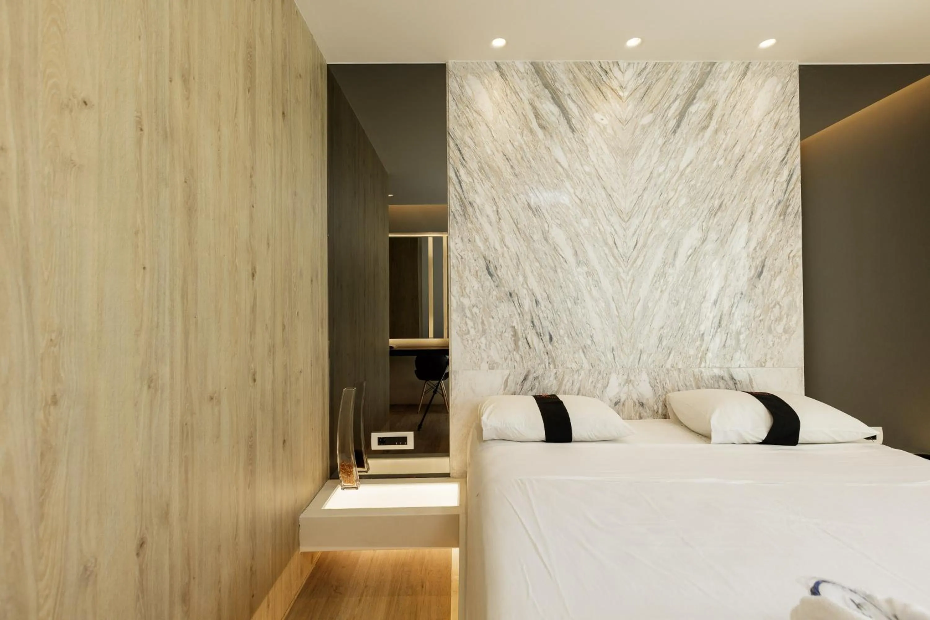 Bedroom, Bed in Kahlua Sea View Suites - Adults Only